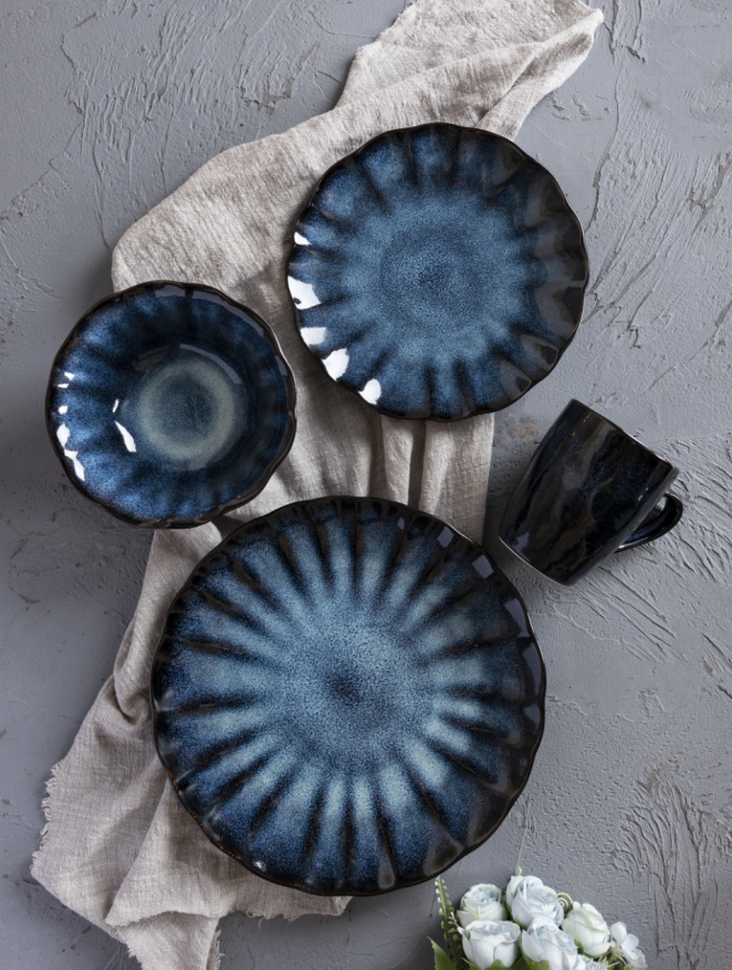 ​CHANGSHA HAPPY GO  Luxury Reactive Glaze Stoneware Dinnerware Set with Deep Blue Radiant Pattern and Glossy Finish |Dopamine Series Ceramics  |happygodinnerware.com