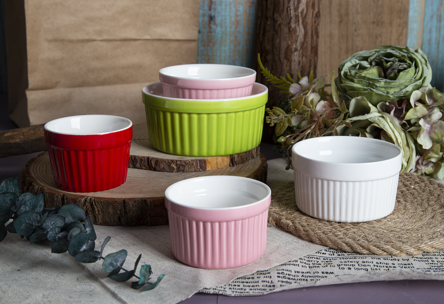 CHANGSHA HAPPY GO New Bone China Snack Bowl with Embossed Design | happygodinnerware.com