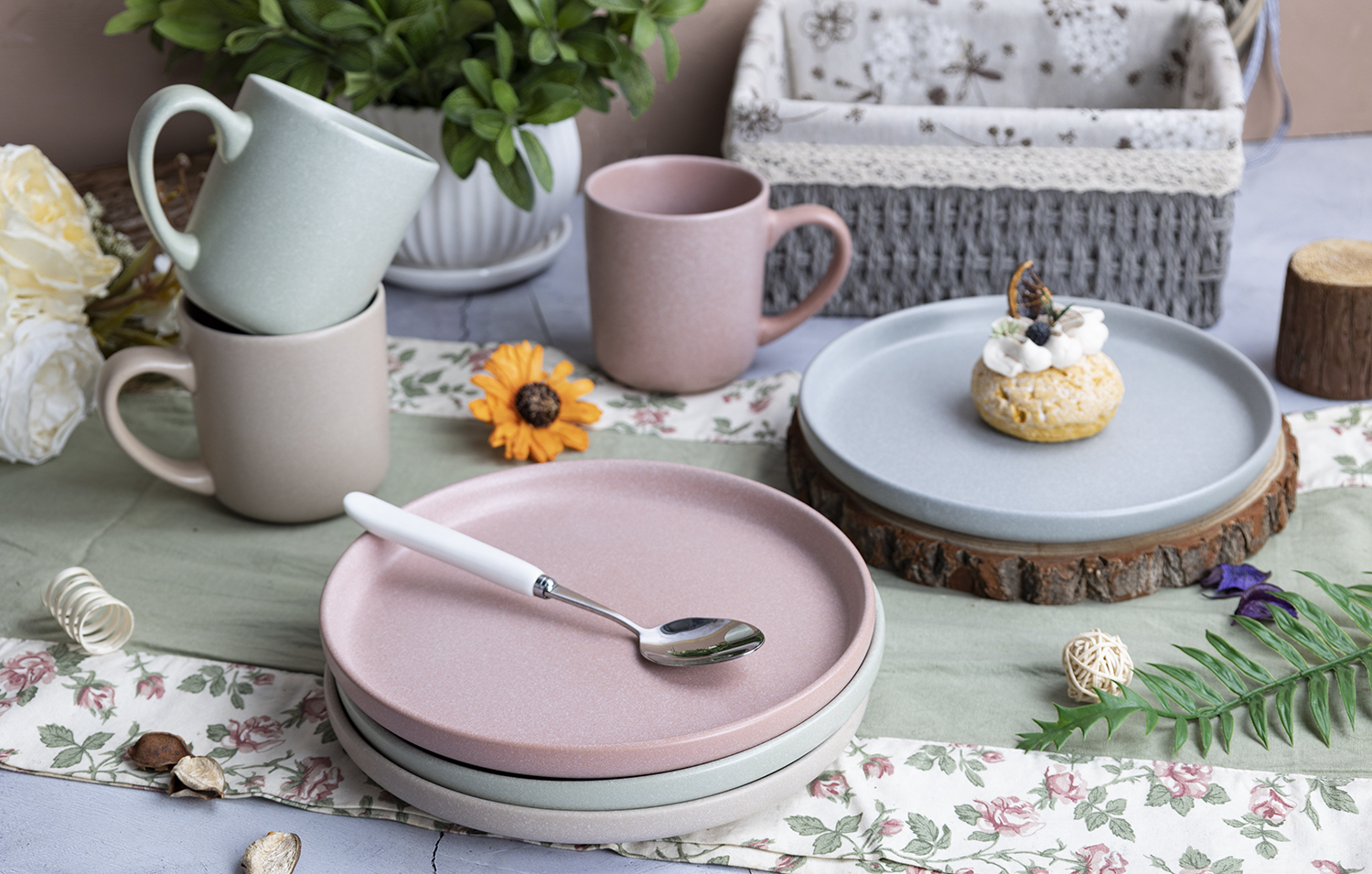 CHANGSHA HAPPY GO Spring Breeze Matte Reactive Glaze Stoneware Collection | Pastel Spring–Summer Palette |Dopamine Series Ceramics|happygodinnerware.com