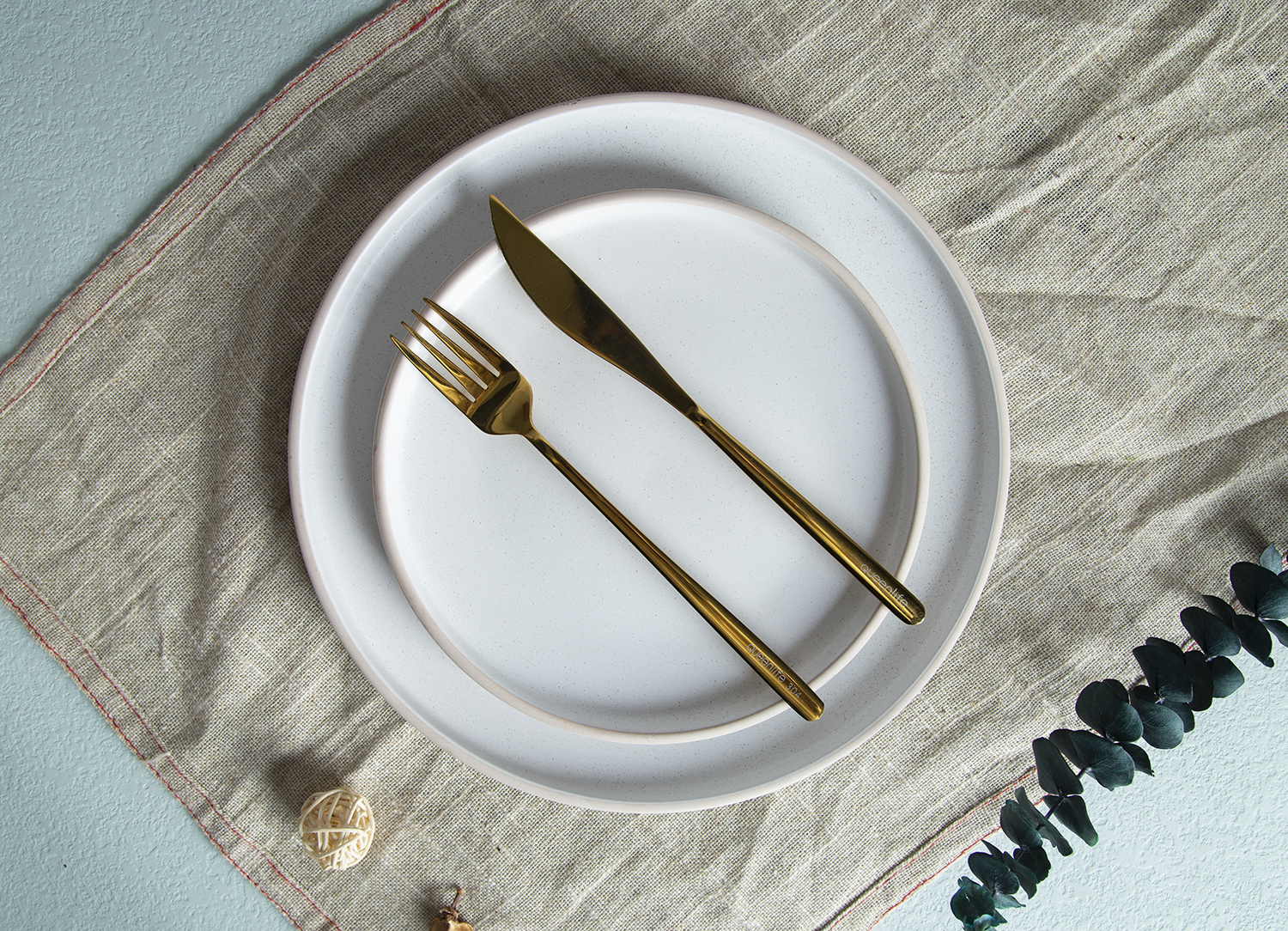 CHANGSHA HAPPY GO Sesame Dot Glaze Stoneware Dinnerware with Soft Color Trim |happygodinnerware.com