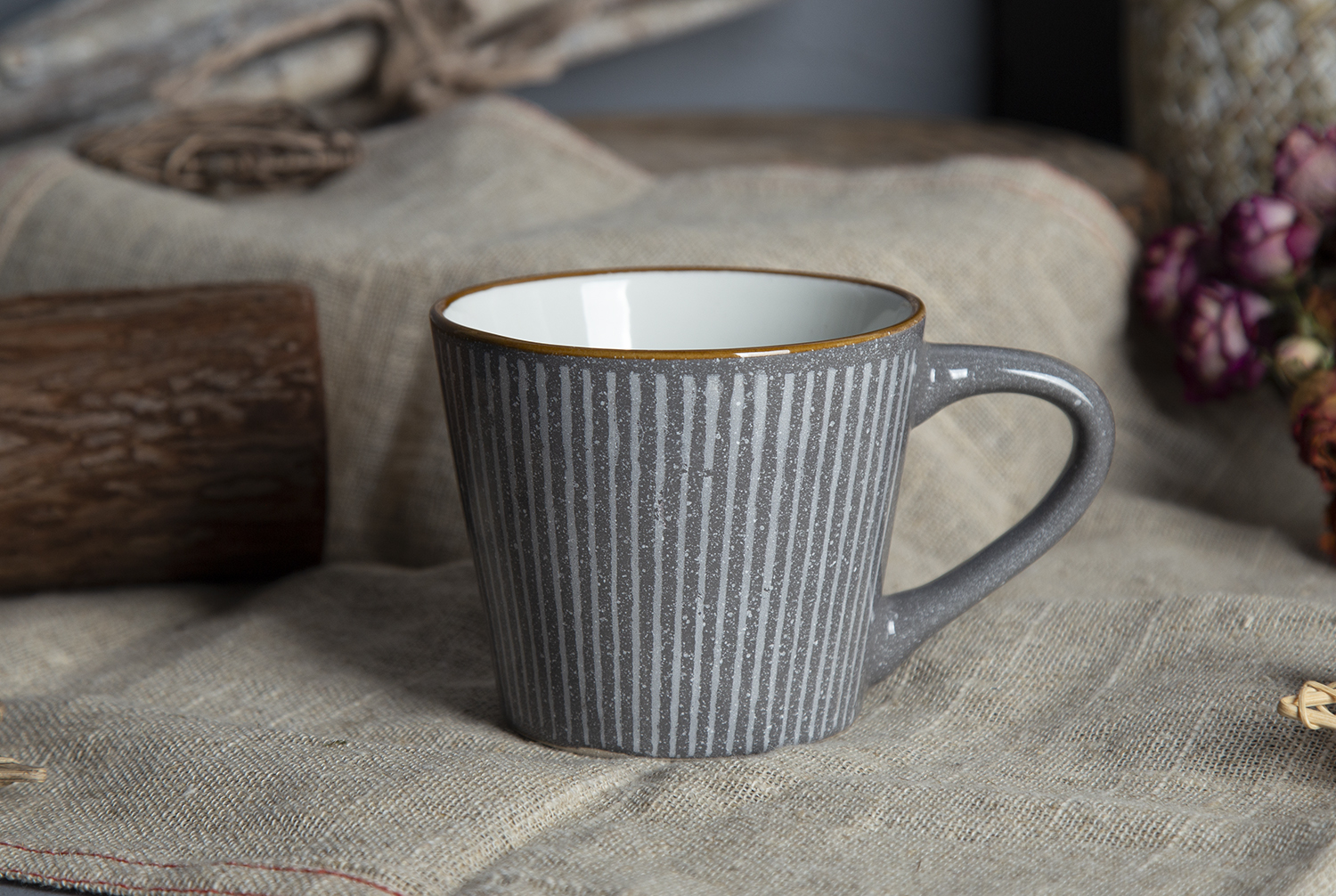 CHANGSHA HAPPY GO Ceramic Mugs with Overglaze Screen Printing |happygodinnerware.com