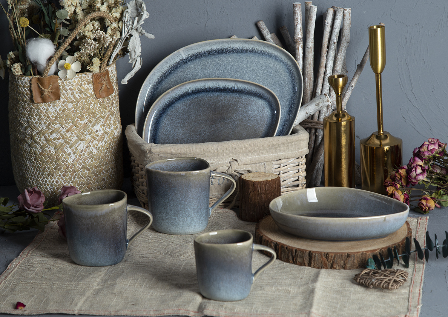 CHANGSHA HAPPY GO Reactive Glaze Shaped Ceramic Mugs and Plates |happygodinnerware.com