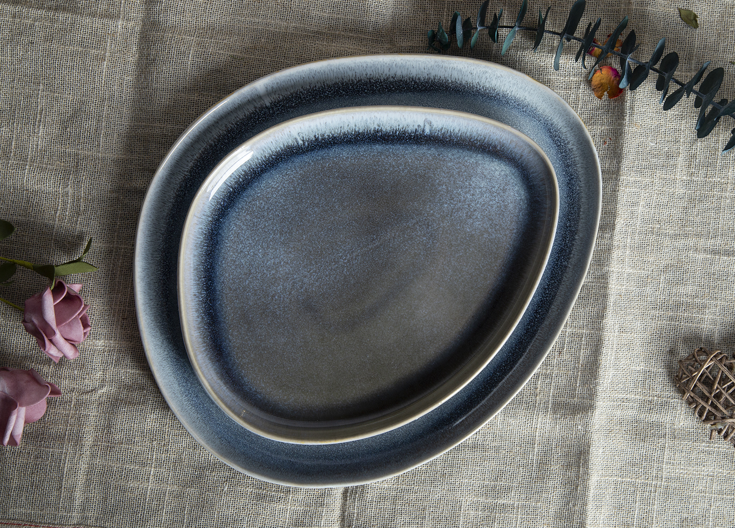 CHANGSHA HAPPY GO Reactive Glaze Shaped Ceramic Mugs and Plates |happygodinnerware.com