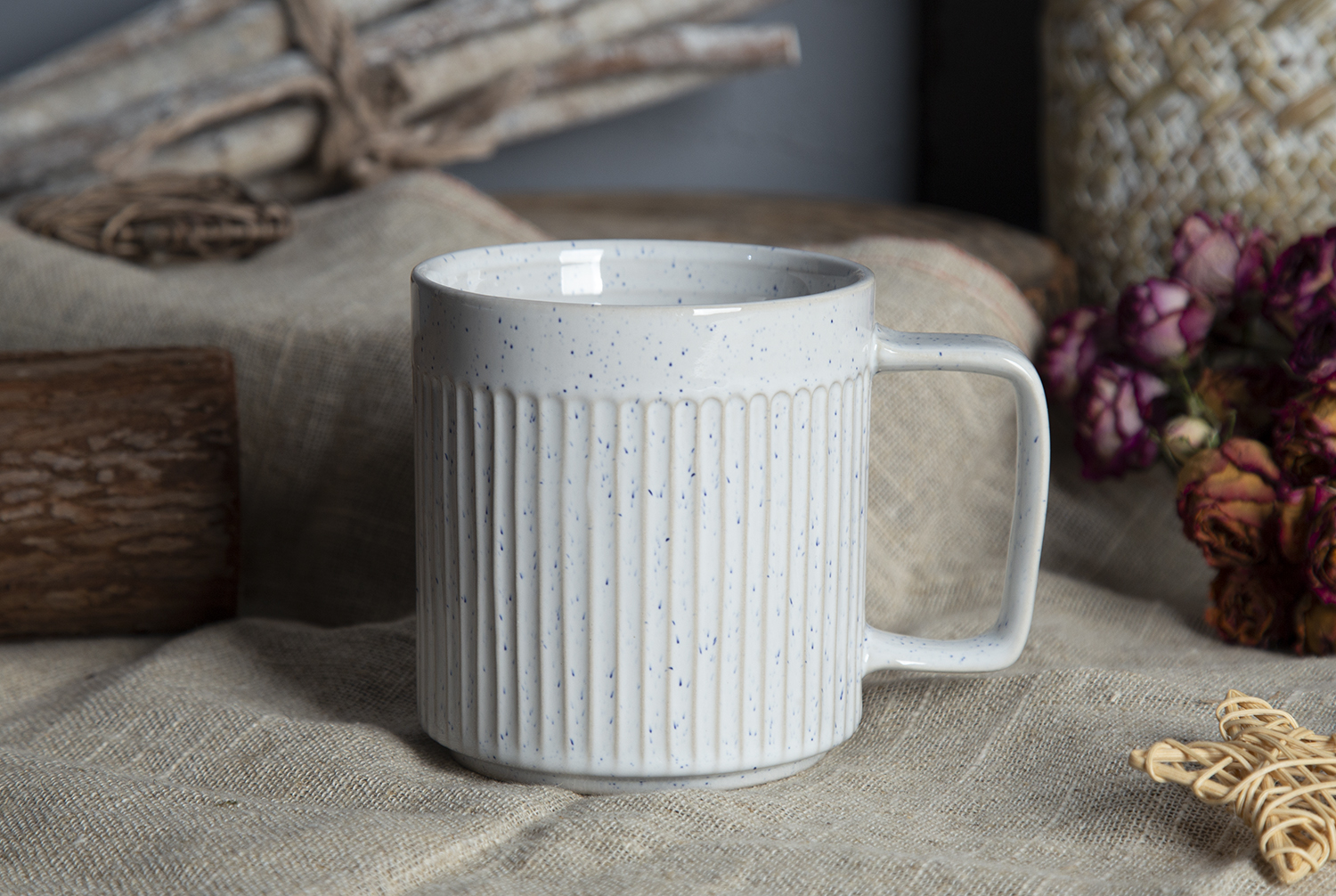 CHANGSHA HAPPY GO Reactive Glaze Embossed Ceramic Mugs |happygodinnerware.com