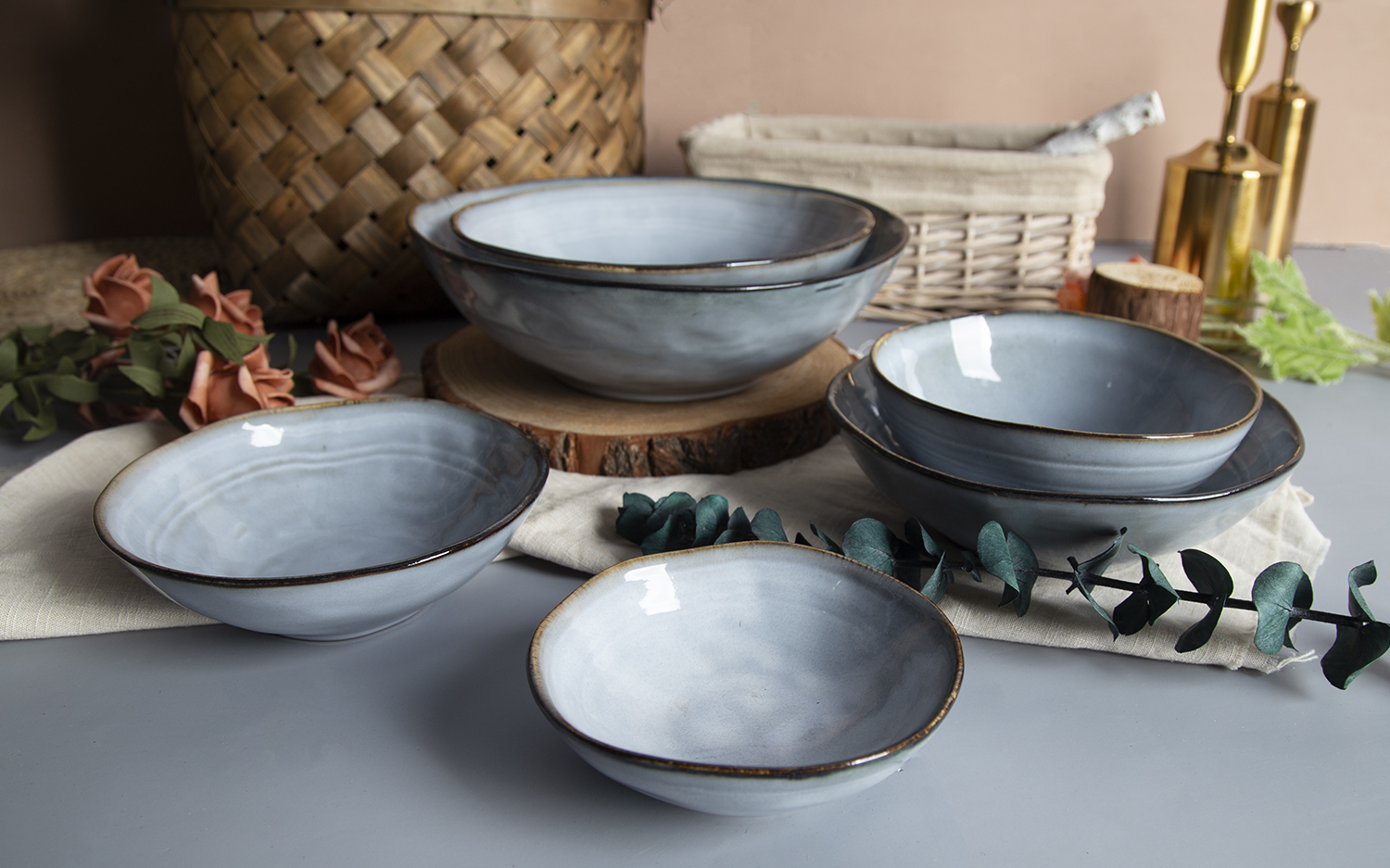 CHANGSHA HAPPY GO Reactive Glaze Embossed Ceramic Tableware with Stoneware Base |happygodinnerware.com