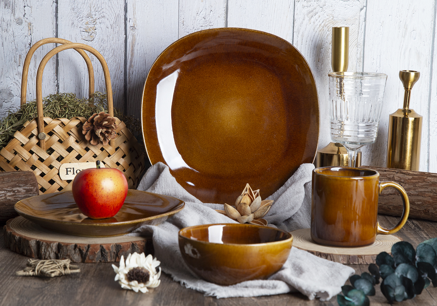 CHANGSHA HAPPY GO  Stone-Patterned Reactive Glaze Stoneware Dinner Set with Natural Rustic Style  |happygodinnerware.com