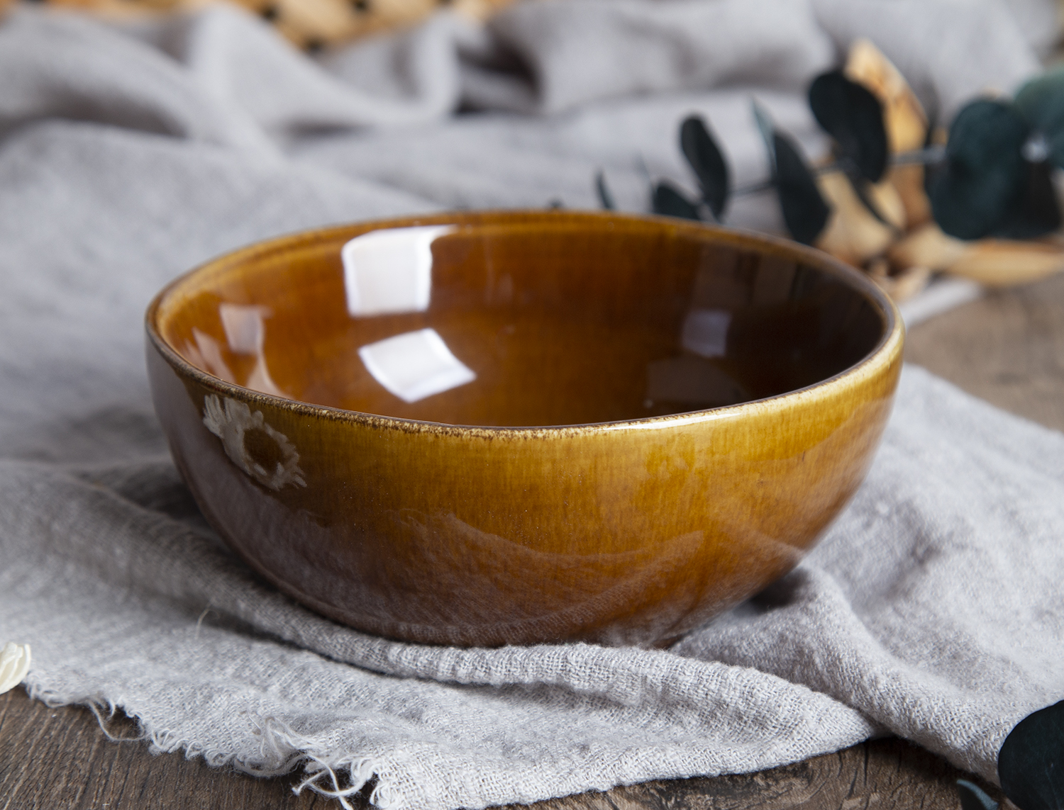 CHANGSHA HAPPY GO  Stone-Patterned Reactive Glaze Stoneware Dinner Set with Natural Rustic Style  |happygodinnerware.com
