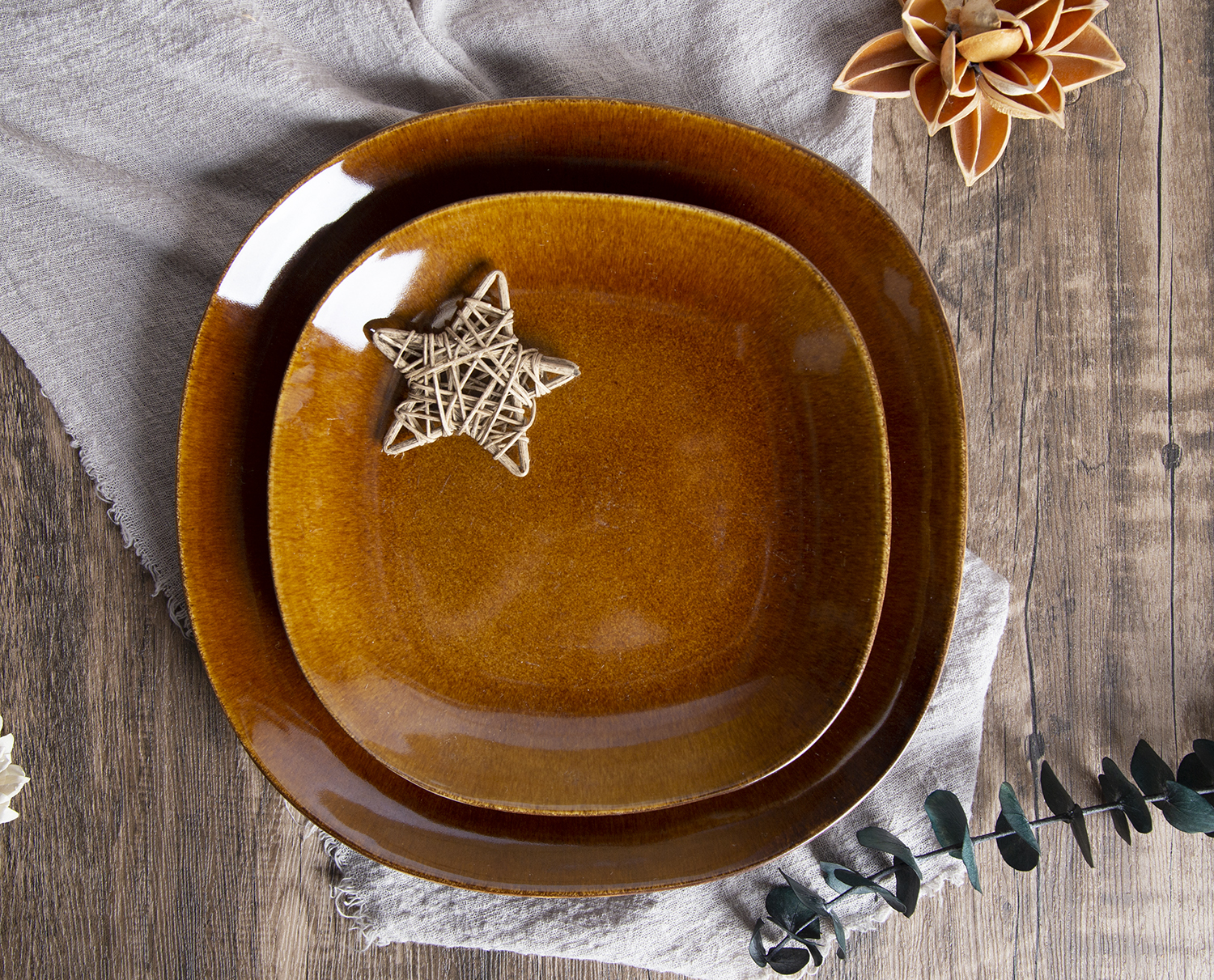 CHANGSHA HAPPY GO  Stone-Patterned Reactive Glaze Stoneware Dinner Set with Natural Rustic Style  |happygodinnerware.com