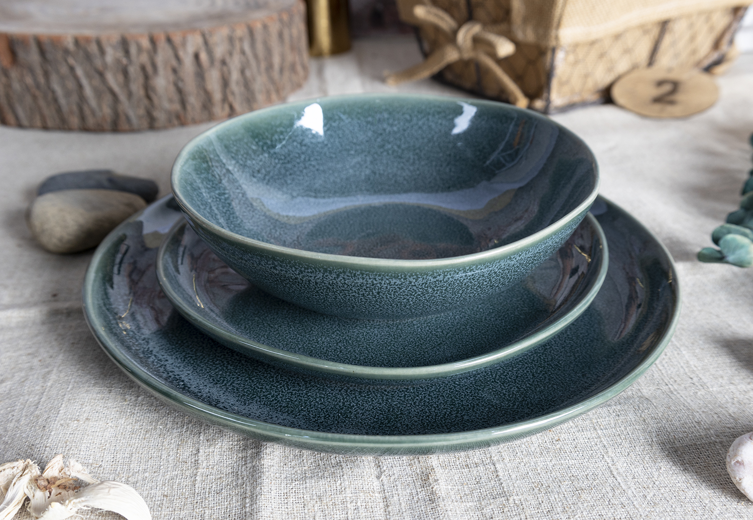 CHANGSHA HAPPY GO  Gradient Color Reactive Glaze Stoneware Dinnerware Set with Elegant Color Transition |happygodinnerware.com