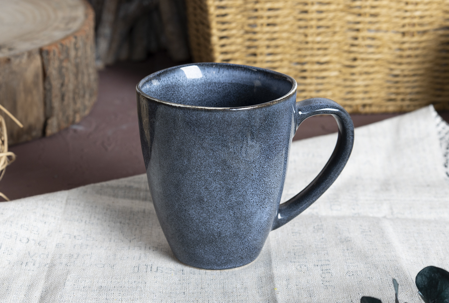 CHANGSHA HAPPY GO  Reactive Gradient Glaze Stoneware Dinnerware Set with Soft Blended Colors  |happygodinnerware.com