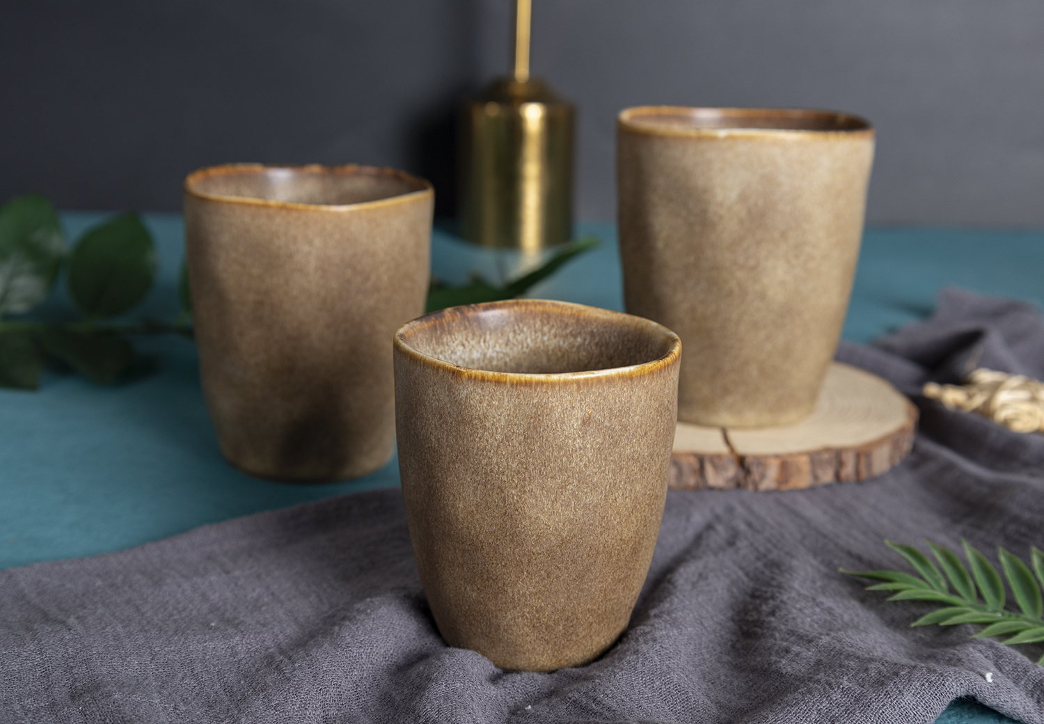 CHANGSHA HAPPY GO  Natural Wood Tone Reactive Glaze Stoneware Long Plate and Cup Combo Set for Sushi and Snacks  |happygodinnerware.com