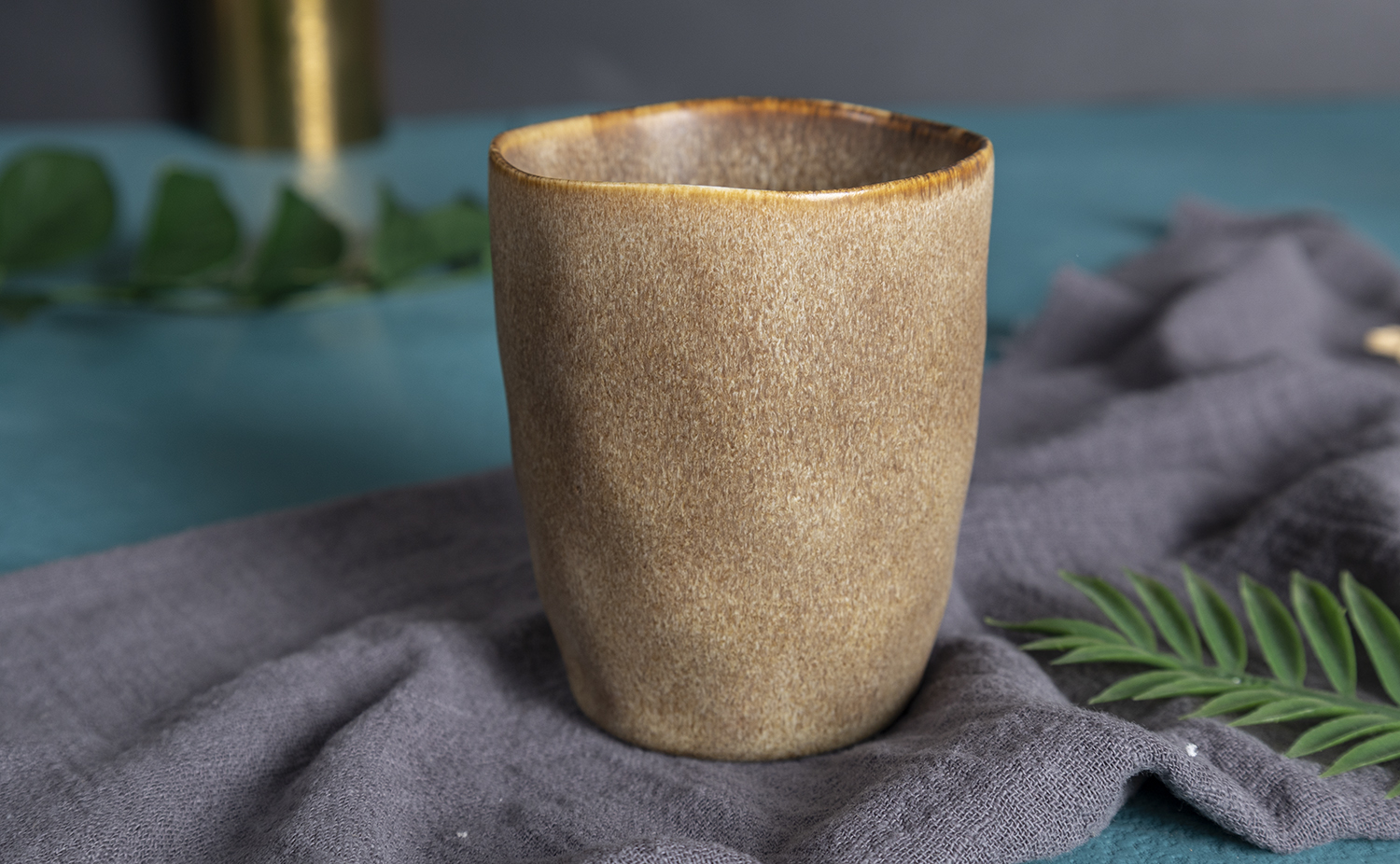 CHANGSHA HAPPY GO  Natural Wood Tone Reactive Glaze Stoneware Long Plate and Cup Combo Set for Sushi and Snacks  |happygodinnerware.com