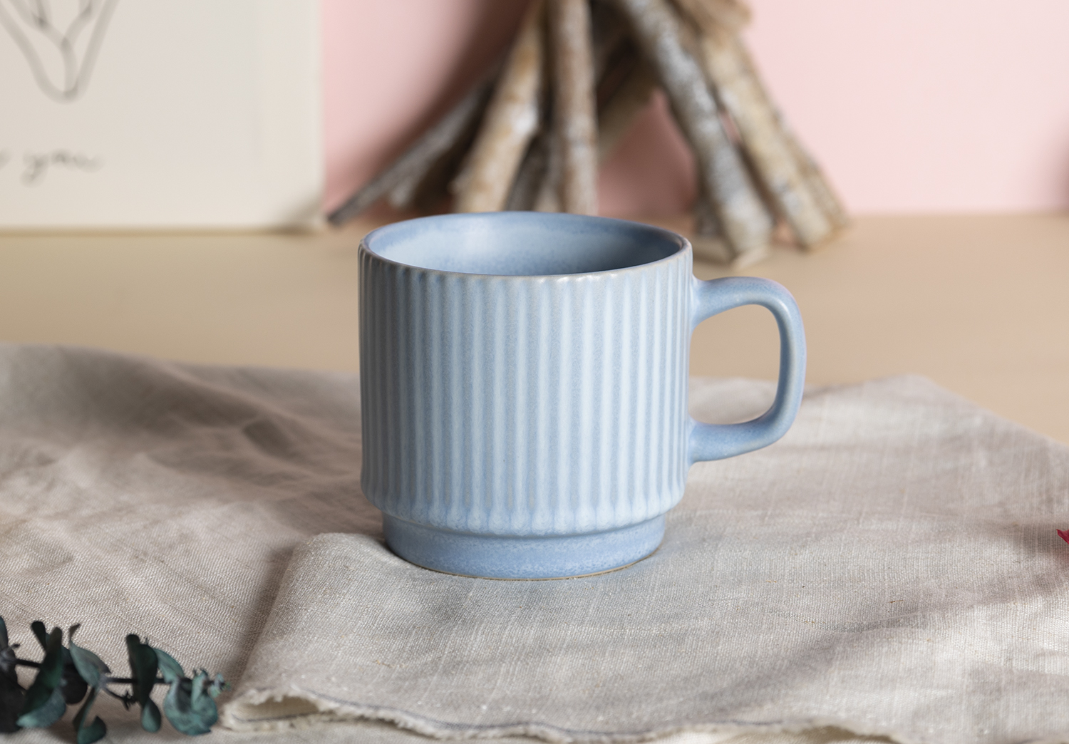 CHANGSHA HAPPY GO  Embossed Striped Reactive Glaze Stoneware Western Dining Plate Set for Modern Table Settings  |happygodinnerware.com