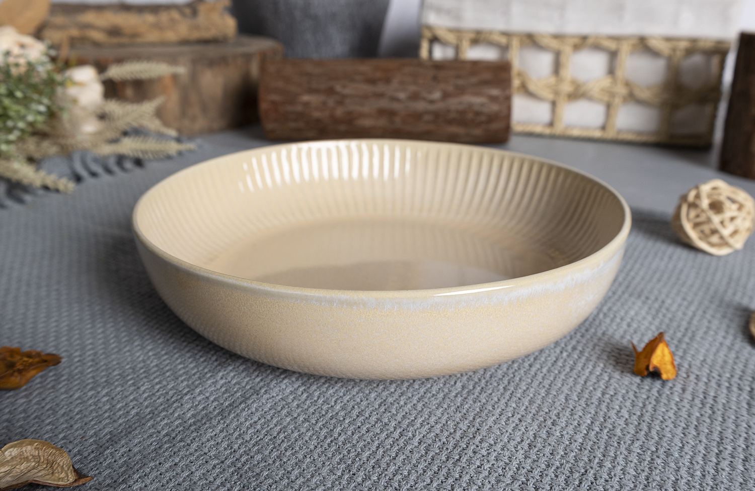 CHANGSHA HAPPY GO Classic Vertical Striped Reactive Glaze Stoneware Mug and Dinnerware Set in Six Color Variations  |happygodinnerware.com