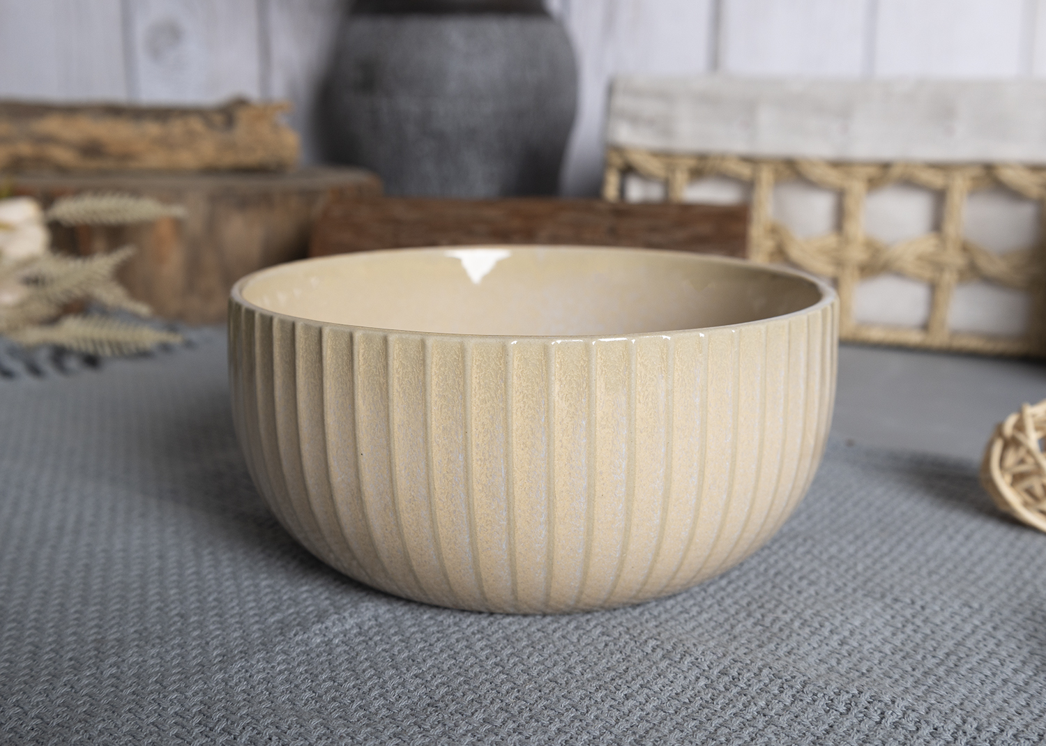 CHANGSHA HAPPY GO Classic Vertical Striped Reactive Glaze Stoneware Mug and Dinnerware Set in Six Color Variations  |happygodinnerware.com