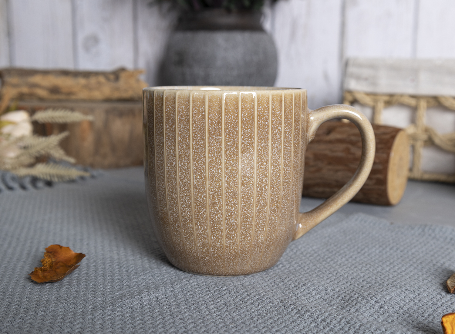 CHANGSHA HAPPY GO Classic Vertical Striped Reactive Glaze Stoneware Mug and Dinnerware Set in Six Color Variations  |happygodinnerware.com