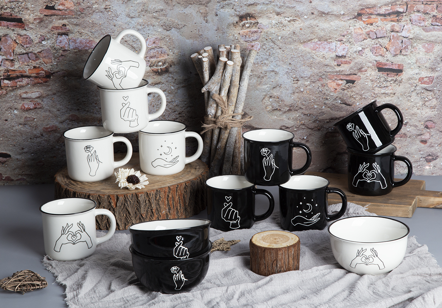 CHANGSHA HAPPY GO New Bone China Screen Printing Hand Illustration Mugs | happygodinnerware.com