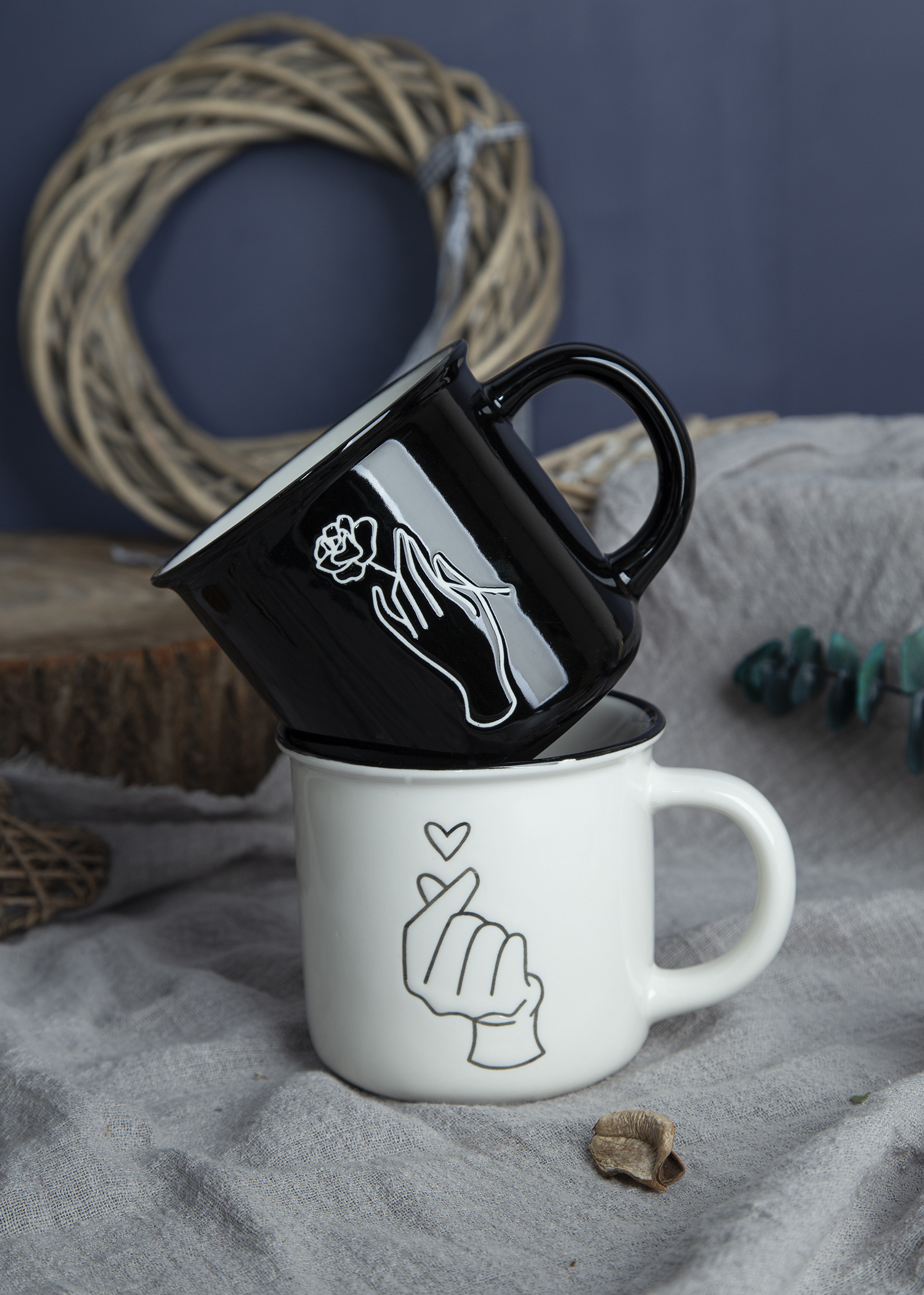 CHANGSHA HAPPY GO New Bone China Screen Printing Hand Illustration Mugs | happygodinnerware.com