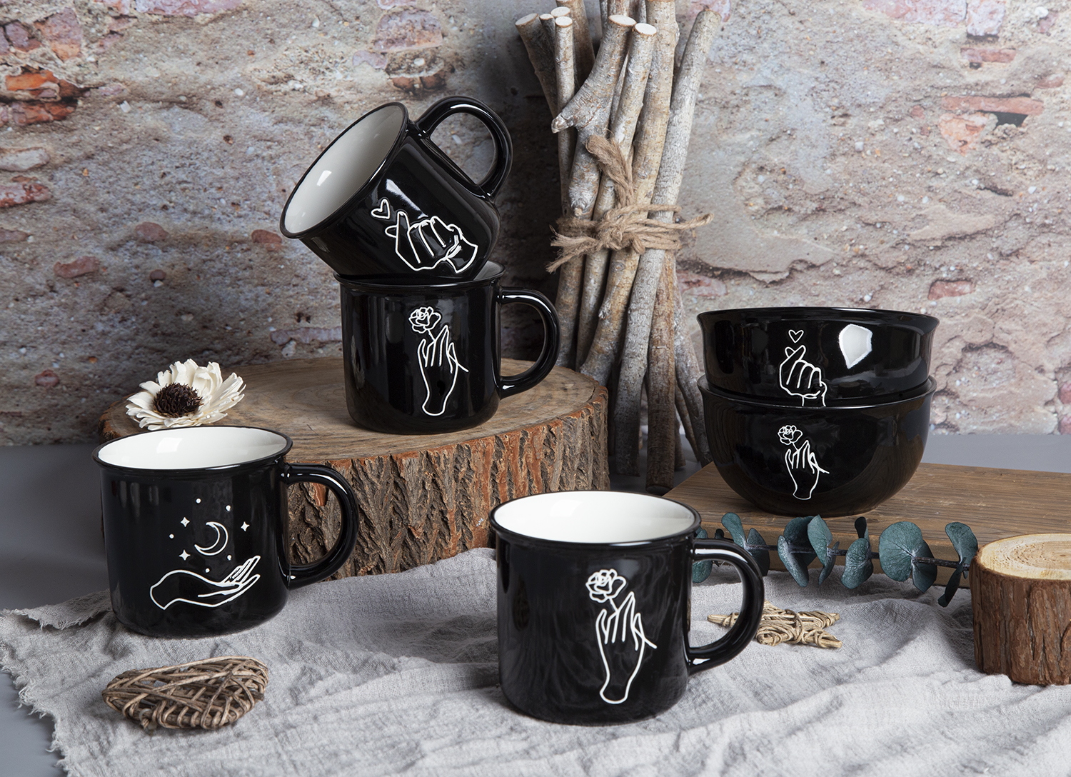 CHANGSHA HAPPY GO New Bone China Screen Printing Hand Illustration Mugs | happygodinnerware.com
