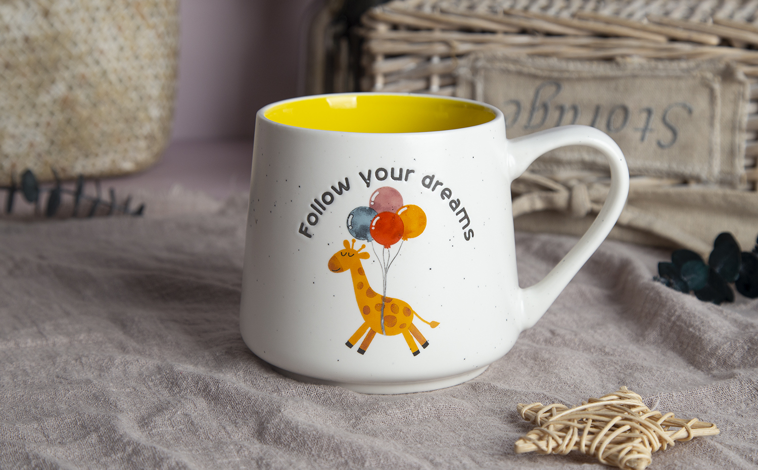 CHANGSHA HAPPY GO New Bone China Underglaze Screen Printing with Decal Process Mug Set | happygodinnerware.com