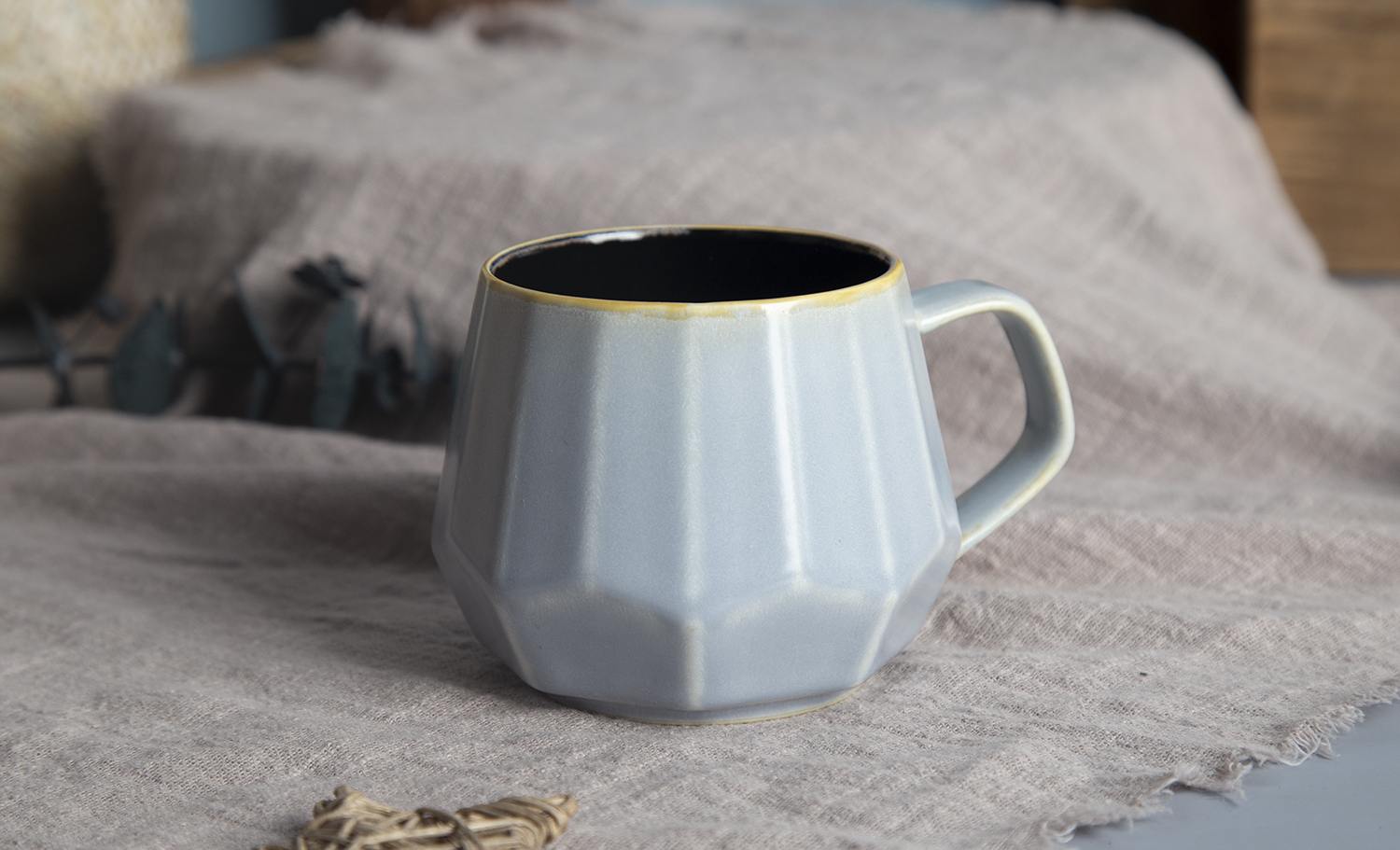 CHANGSHA HAPPY GO New Bone China Reactive Glaze with Embossed Craft Mug Set | happygodinnerware.com