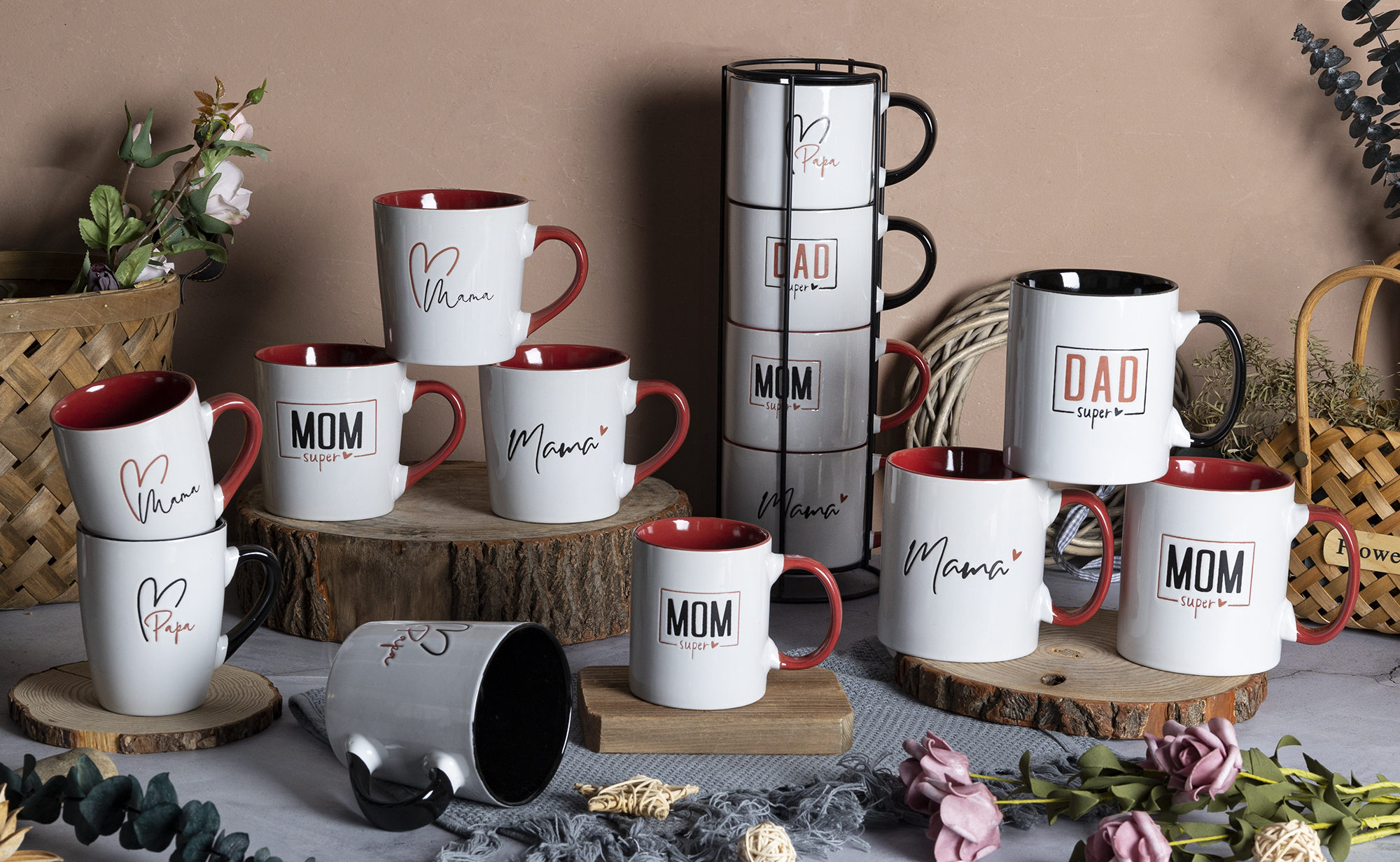 CHANGSHA HAPPY GO Minimalist Stoneware Mug Gift Set with Modern Silkscreen Text for Super Mom and Dad |happygodinnerware.com