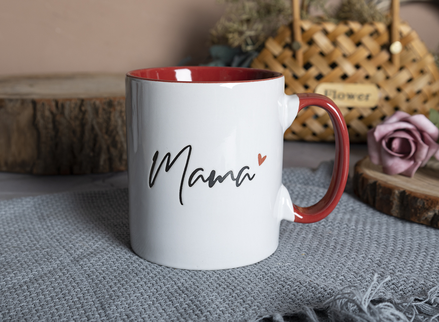 CHANGSHA HAPPY GO Minimalist Stoneware Mug Gift Set with Modern Silkscreen Text for Super Mom and Dad |happygodinnerware.com