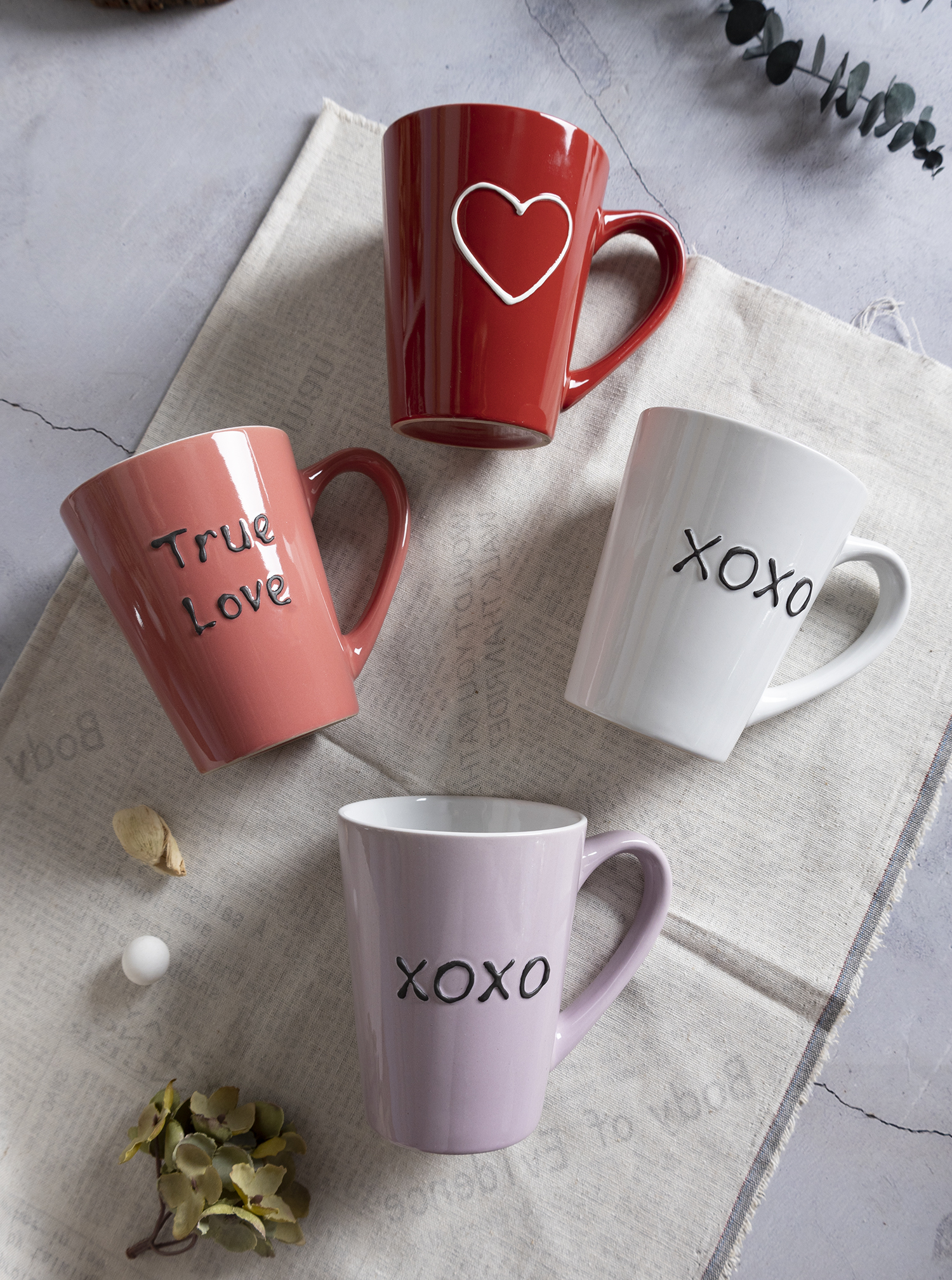 CHANGSHA HAPPY GO Valentine’s Day Themed Embossed Glaze Stoneware Mug and Bowl Set with Romantic Phrases like 'Be Mine' and 'True Love' |happygodinnerware.com