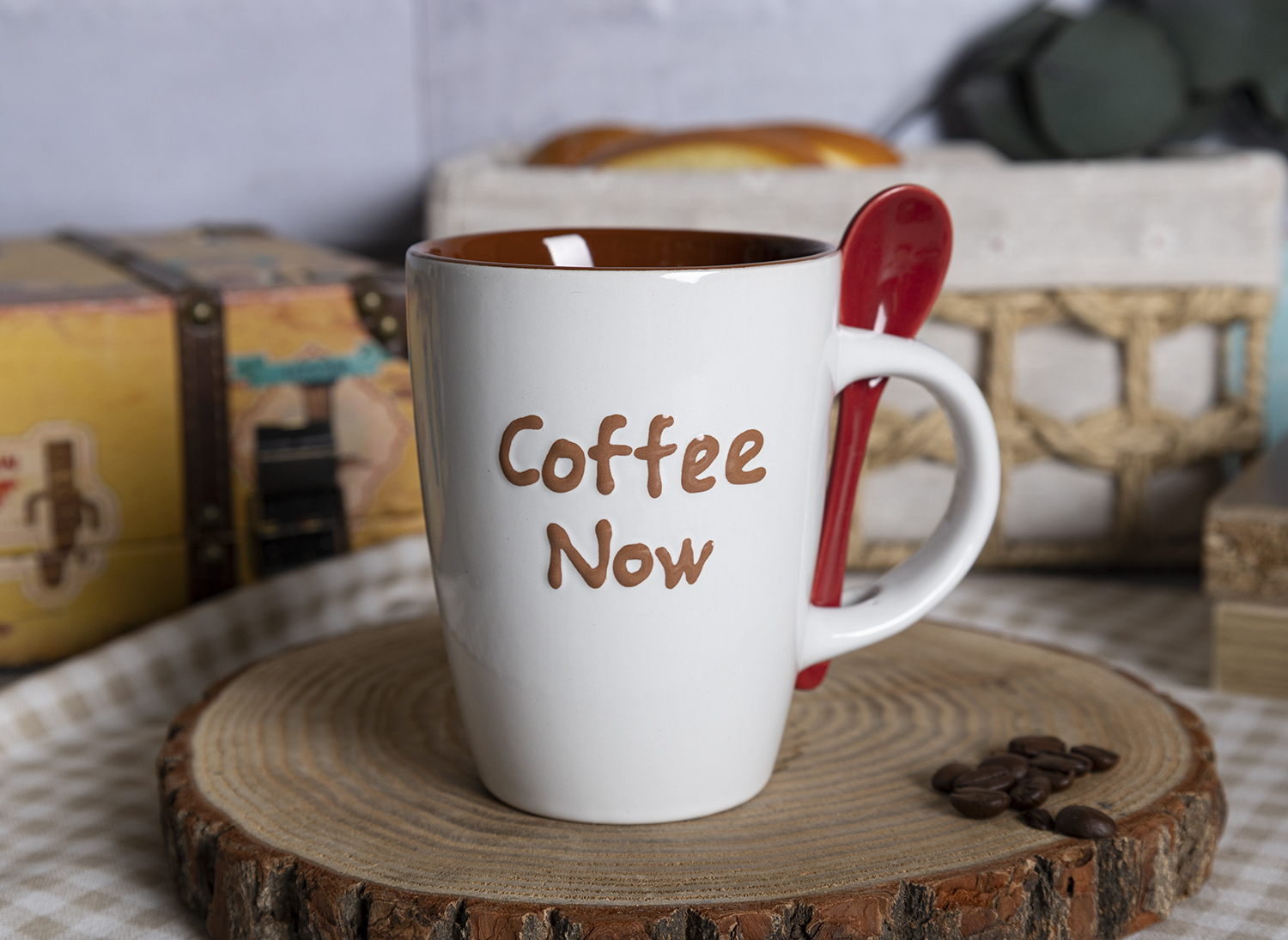 CHANGSHA HAPPY GO Stackable Stoneware Coffee Mug and Bowl Set with Café-Themed Embossed Glaze and Morning Quotes |happygodinnerware.com