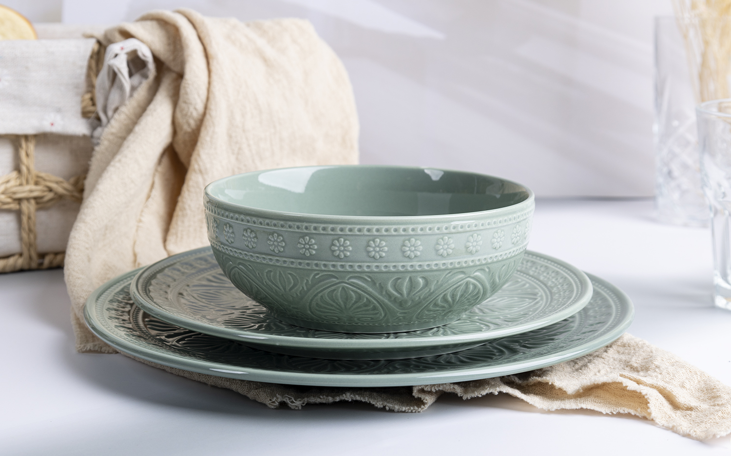 CHANGSHA HAPPY GO Colorful Macaron Pastel Embossed Porcelain Dinnerware Set – Vibrant Modern Tableware Collection |happygodinnerware.com