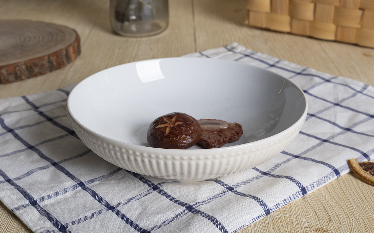 CHANGSHA HAPPY GO Mediterranean Style Blue Embossed Porcelain Dinnerware Set – Elegant Floral Pattern Tableware |happygodinnerware.com