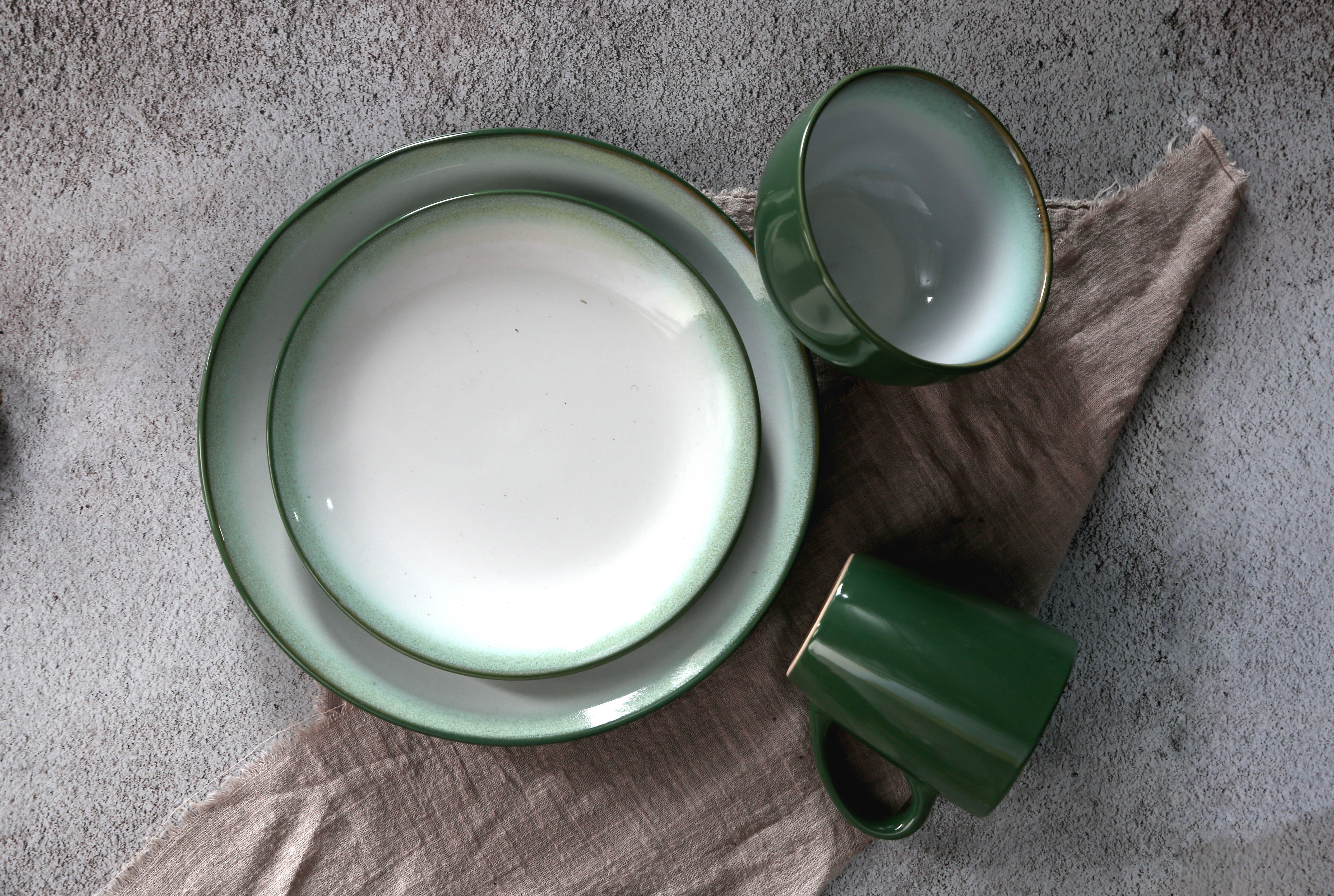 CHANGSHA HAPPY GO Moon Rim Reactive Glaze Ceramic Tableware Set | happygodinnerware.com