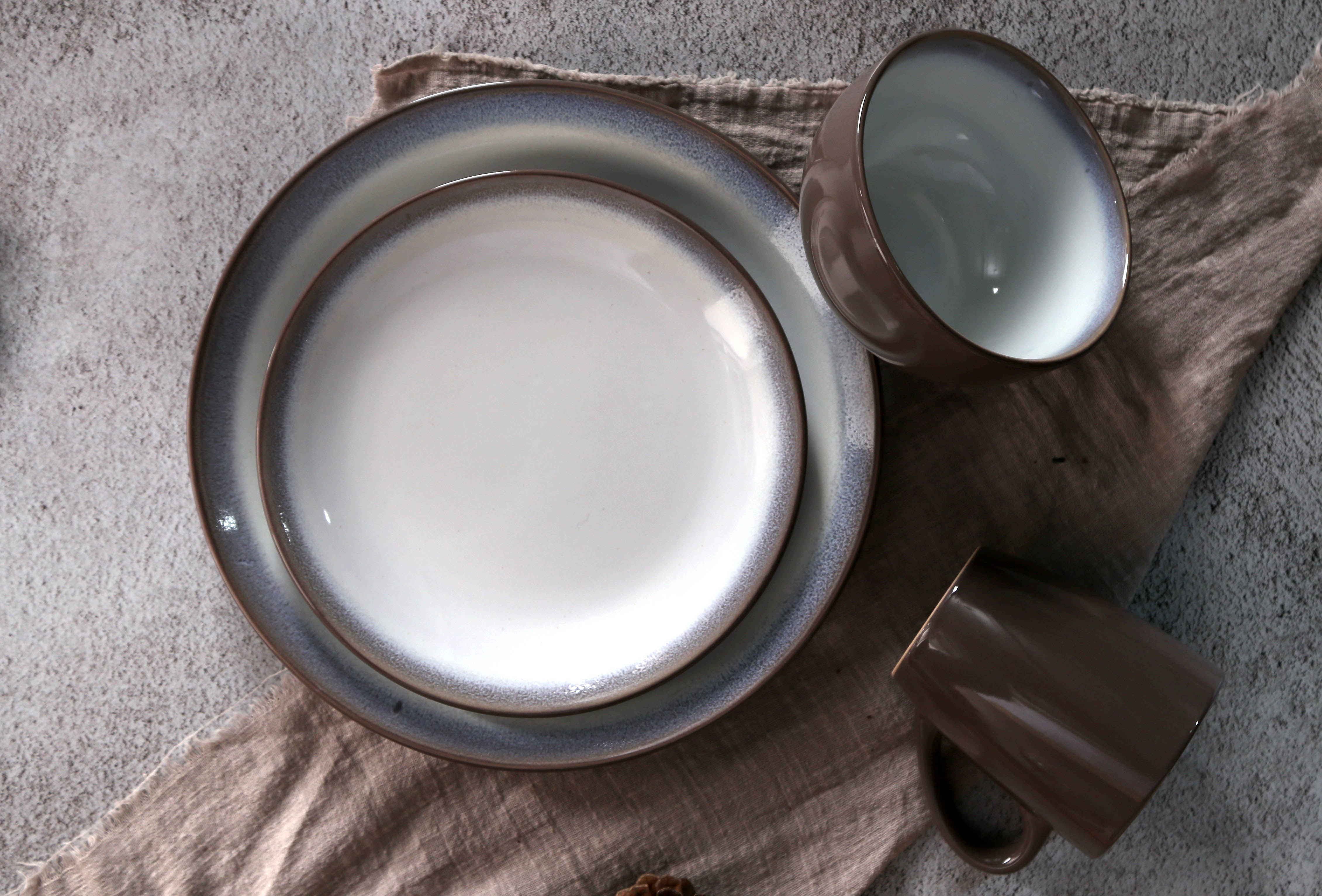 CHANGSHA HAPPY GO Moon Rim Reactive Glaze Ceramic Tableware Set | happygodinnerware.com