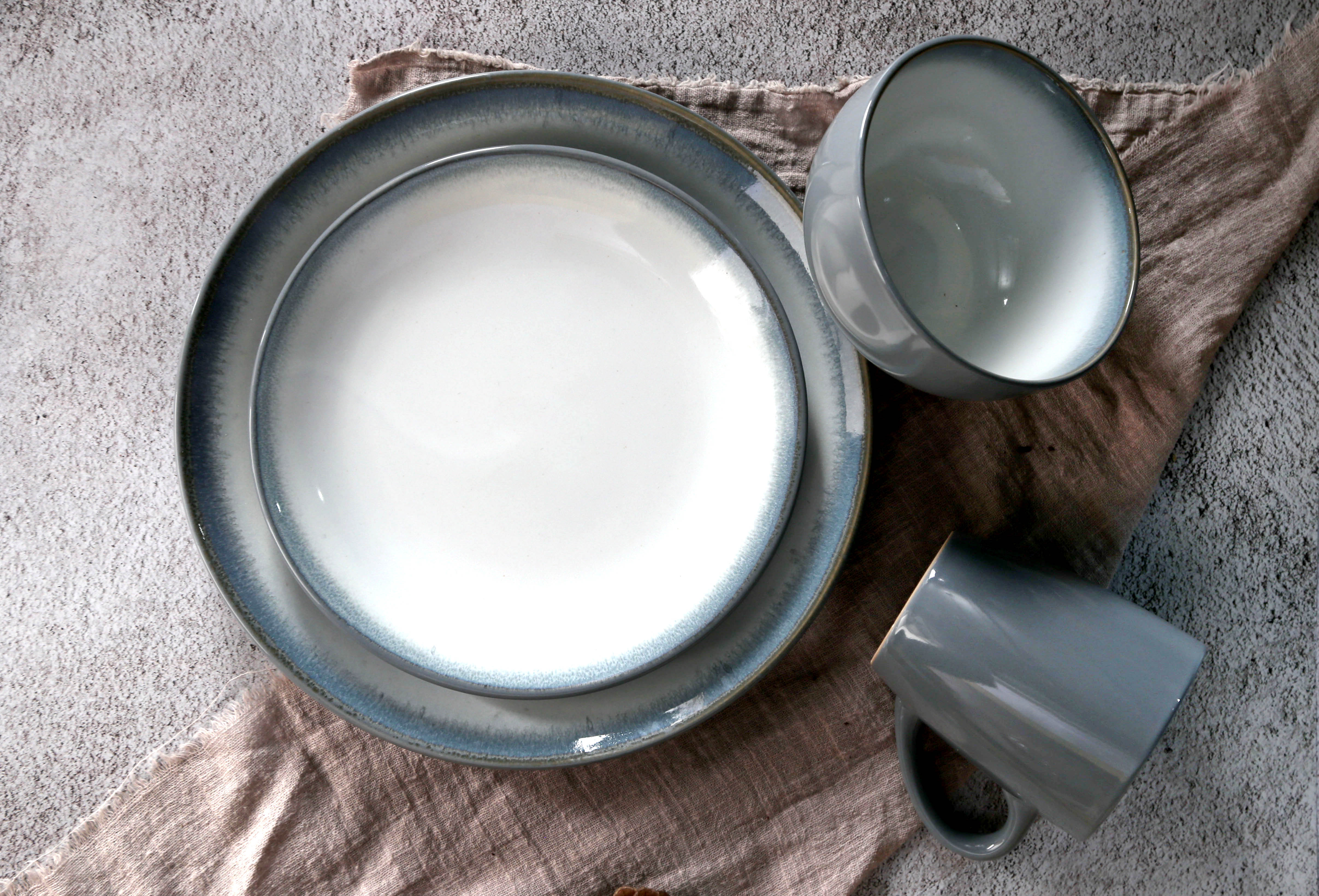 CHANGSHA HAPPY GO Moon Rim Reactive Glaze Ceramic Tableware Set | happygodinnerware.com