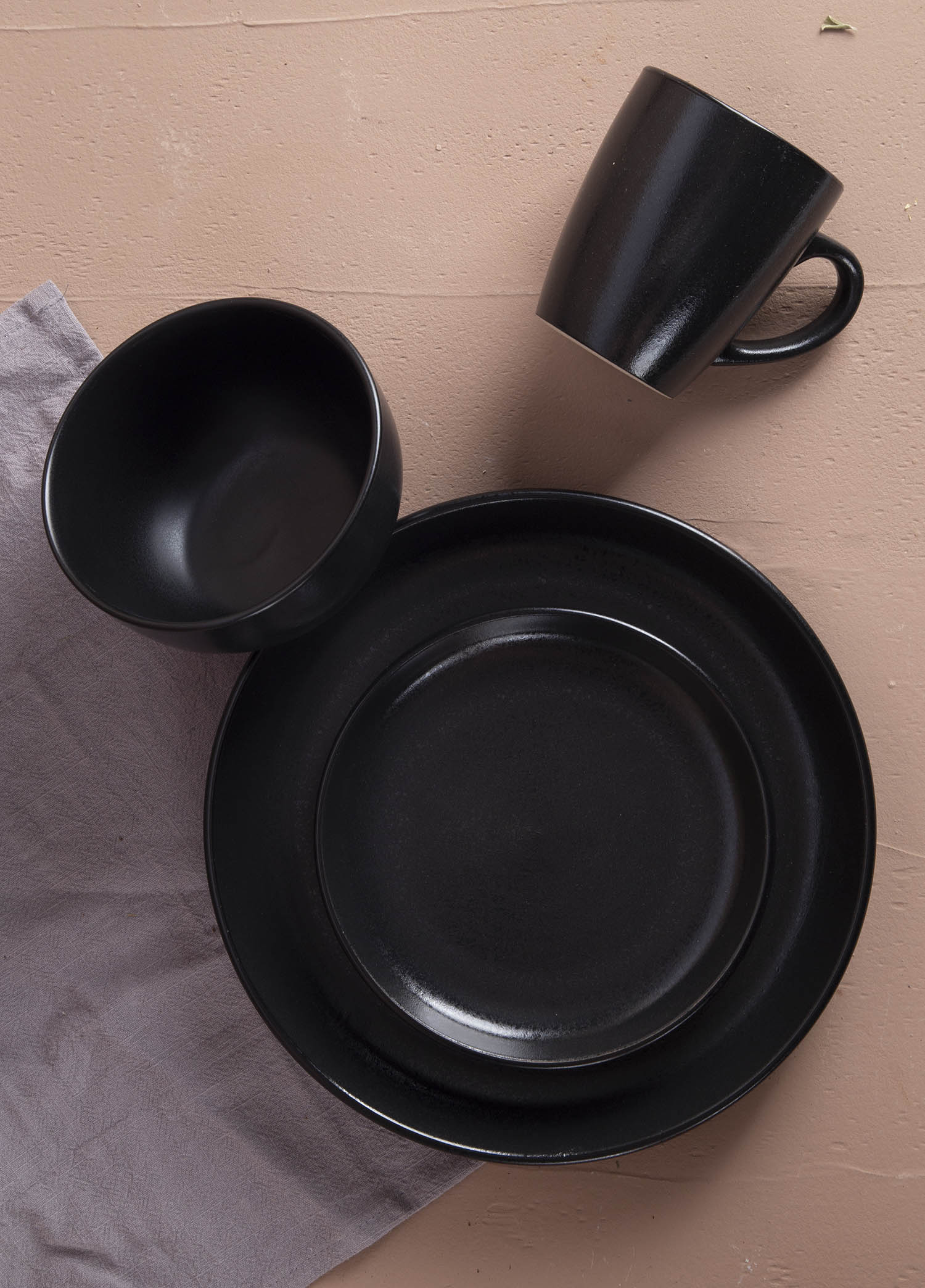 CHANGSHA HAPPY GO Sandy Matte Glaze Ceramic Tableware Set |Dopamine Series Ceramics|happygodinnerware.com