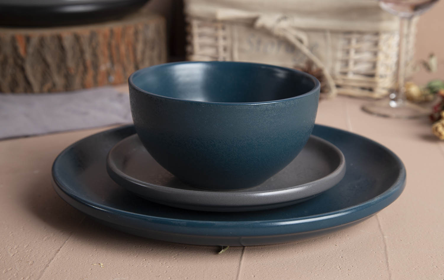 CHANGSHA HAPPY GO Sandy Matte Glaze Ceramic Tableware Set |Dopamine Series Ceramics|happygodinnerware.com