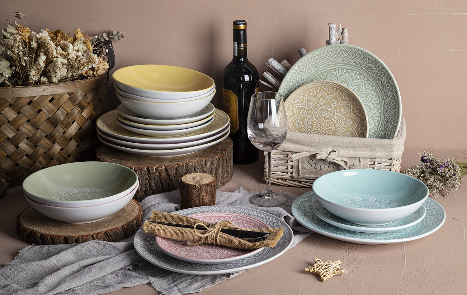 CHANGSHA HAPPY GO Embossed Glaze Ceramic Tableware Set |Dopamine Series Ceramics|happygodinnerware.com