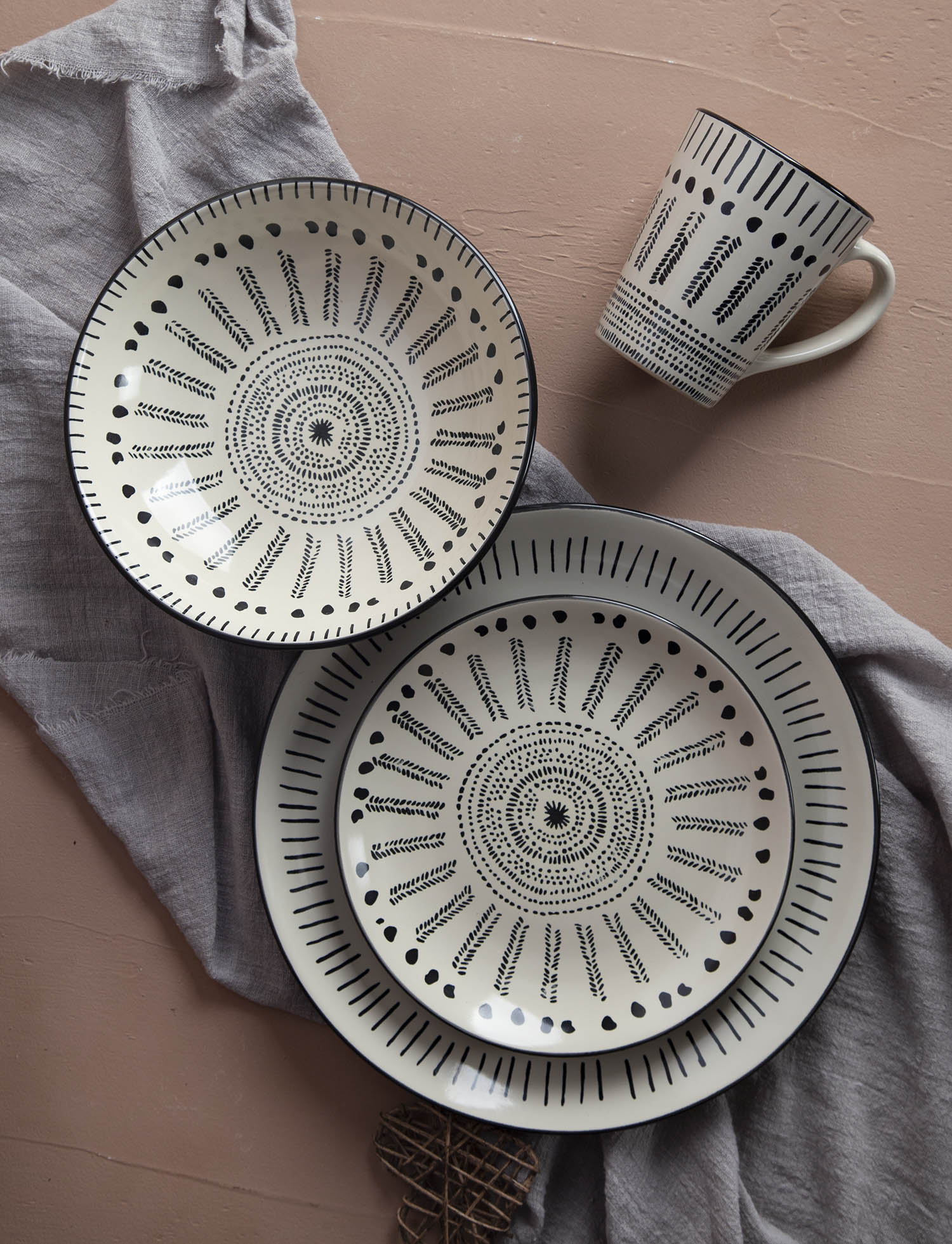 CHANGSHA HAPPY GO Radiant Silkscreen Ceramic Dinnerware Set |Dopamine Series Ceramics|happygodinnerware.com