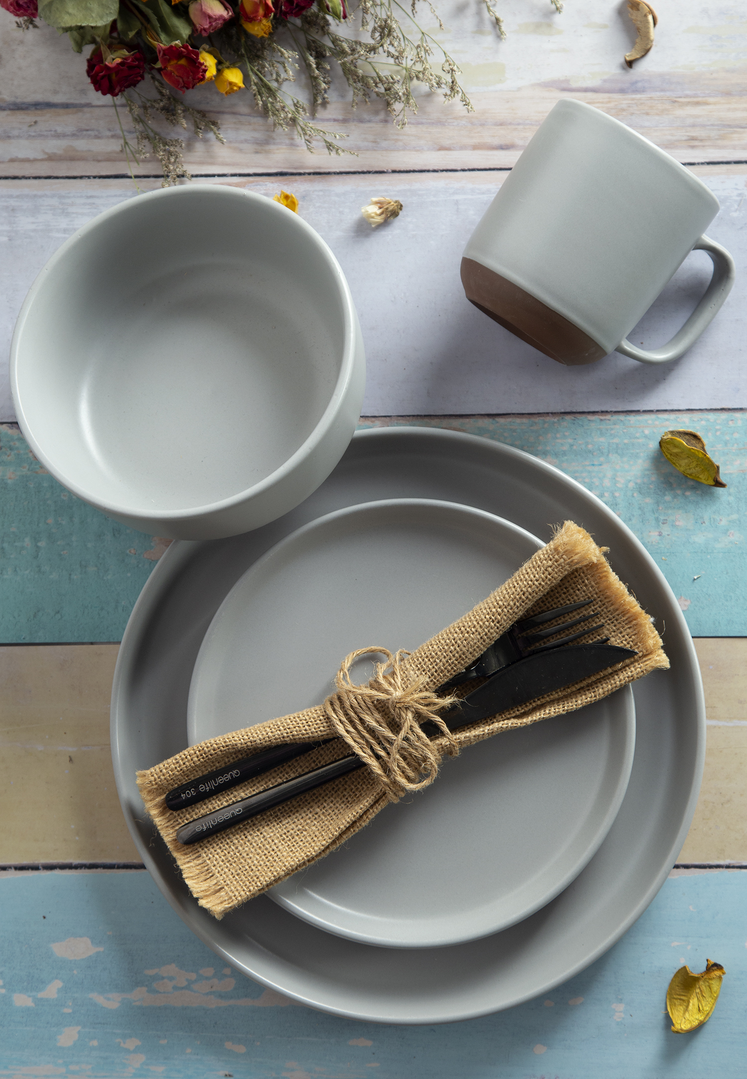 CHANGSHA HAPPY GO Two-Tone Glaze Ceramic Tableware with Terracotta Base|Dopamine Series Ceramics|happygodinnerware.com