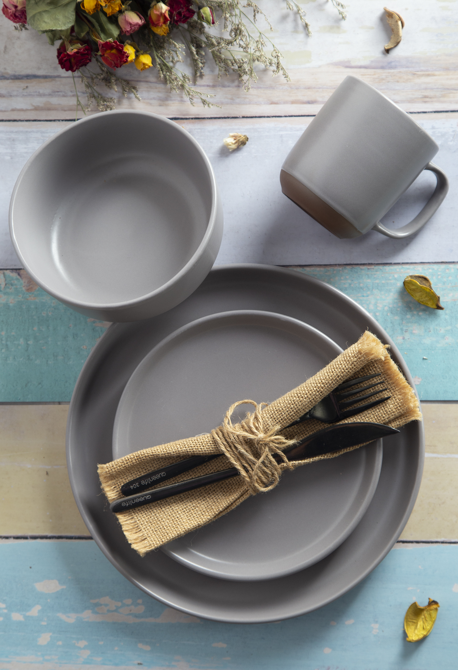 CHANGSHA HAPPY GO Two-Tone Glaze Ceramic Tableware with Terracotta Base|Dopamine Series Ceramics|happygodinnerware.com