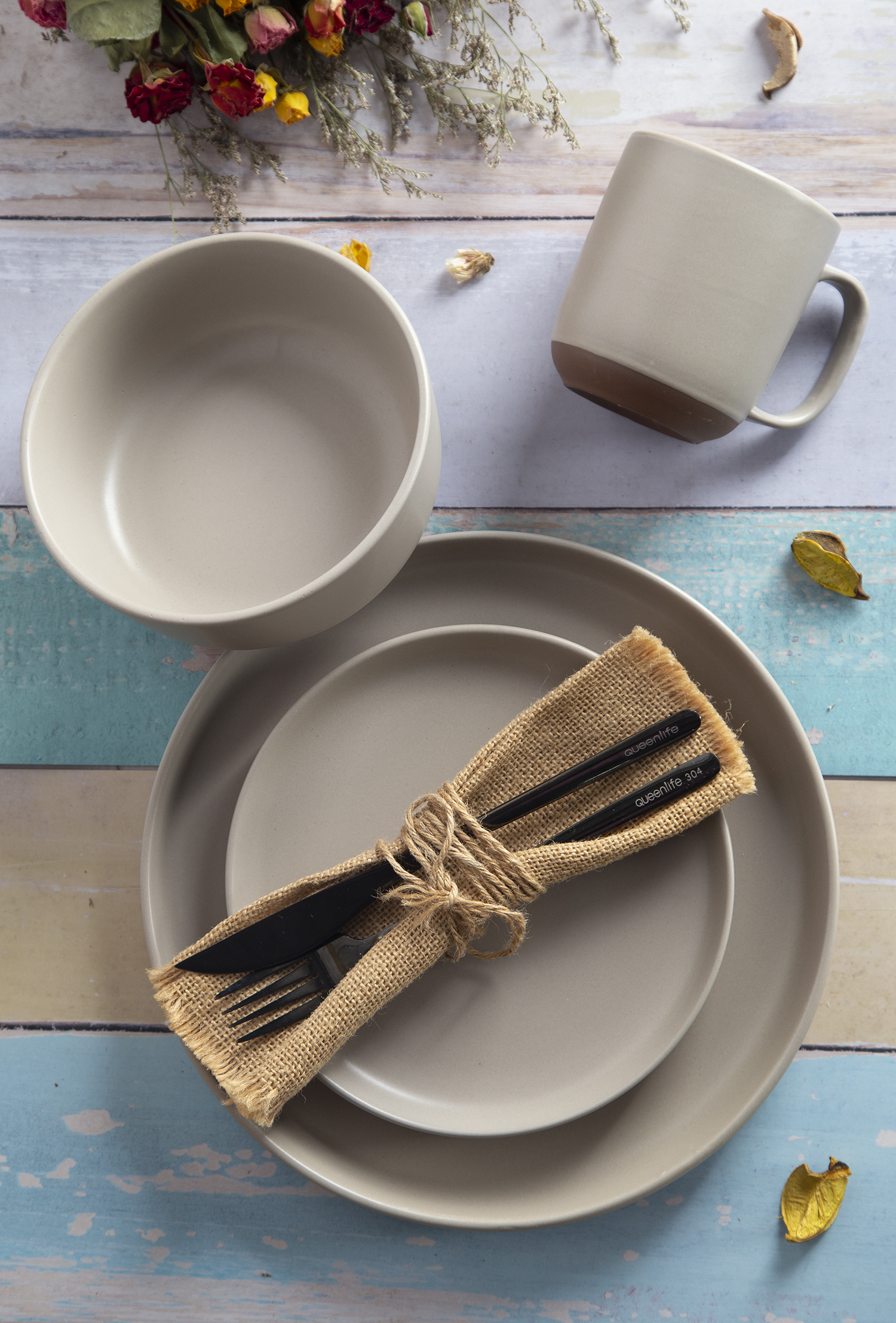 CHANGSHA HAPPY GO Two-Tone Glaze Ceramic Tableware with Terracotta Base|Dopamine Series Ceramics|happygodinnerware.com