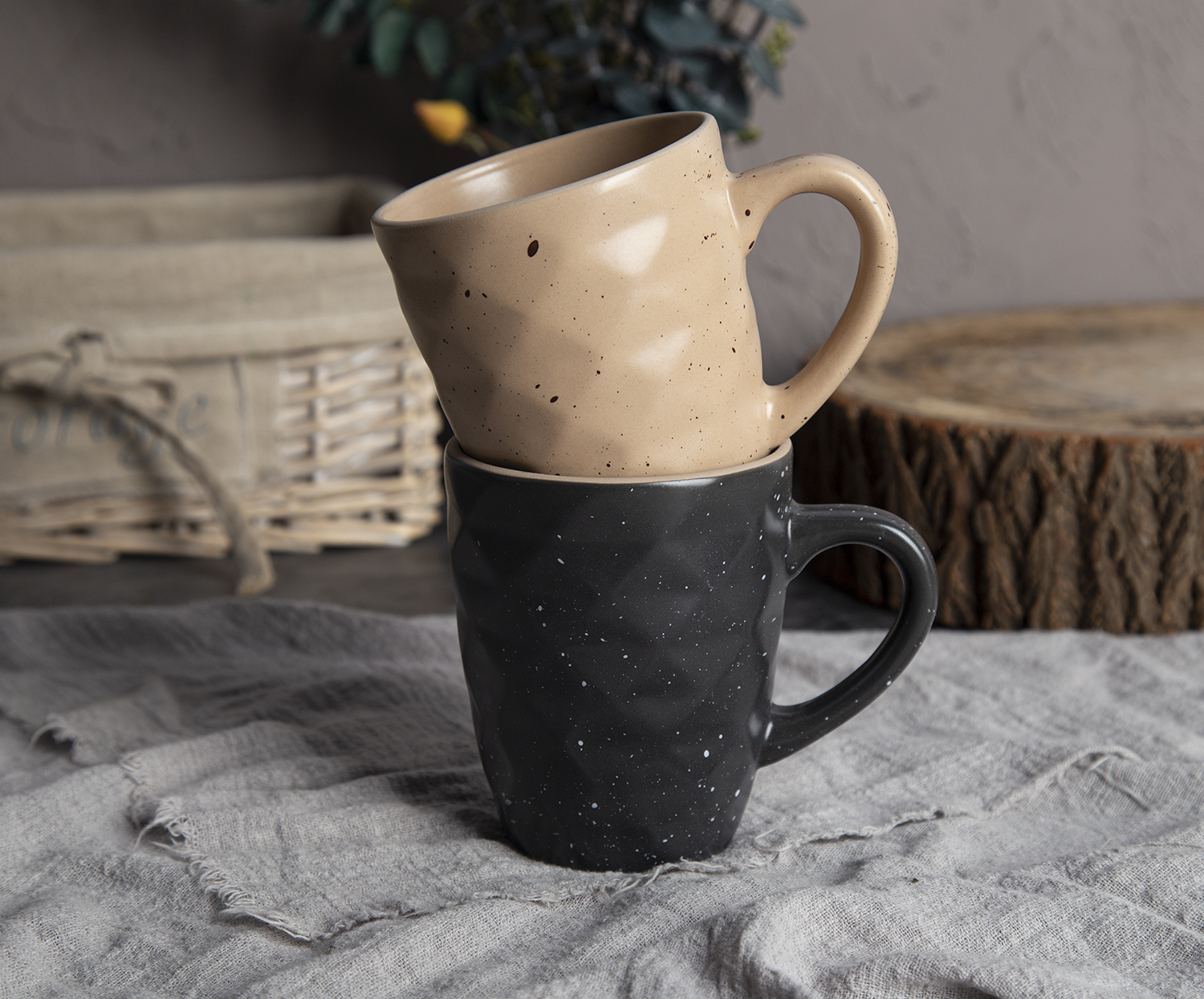 CHANGSHA HAPPY GO Embossed Stoneware Dinnerware Set with Diamond Pattern | happygodinnerware.com