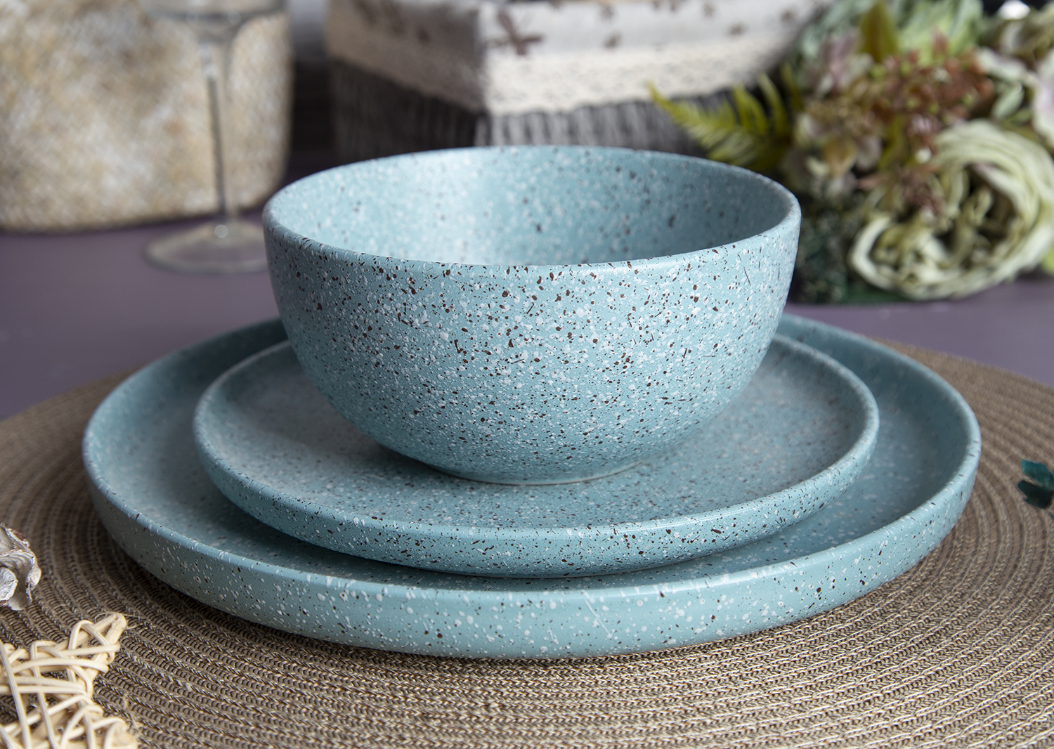 CHANGSHA HAPPY GO Speckled Matte Glaze Stoneware Dinnerware Set – Rustic Blue Ceramic Plates, Bowls, and Mug for Everyday Use |happygodinnerware.com
