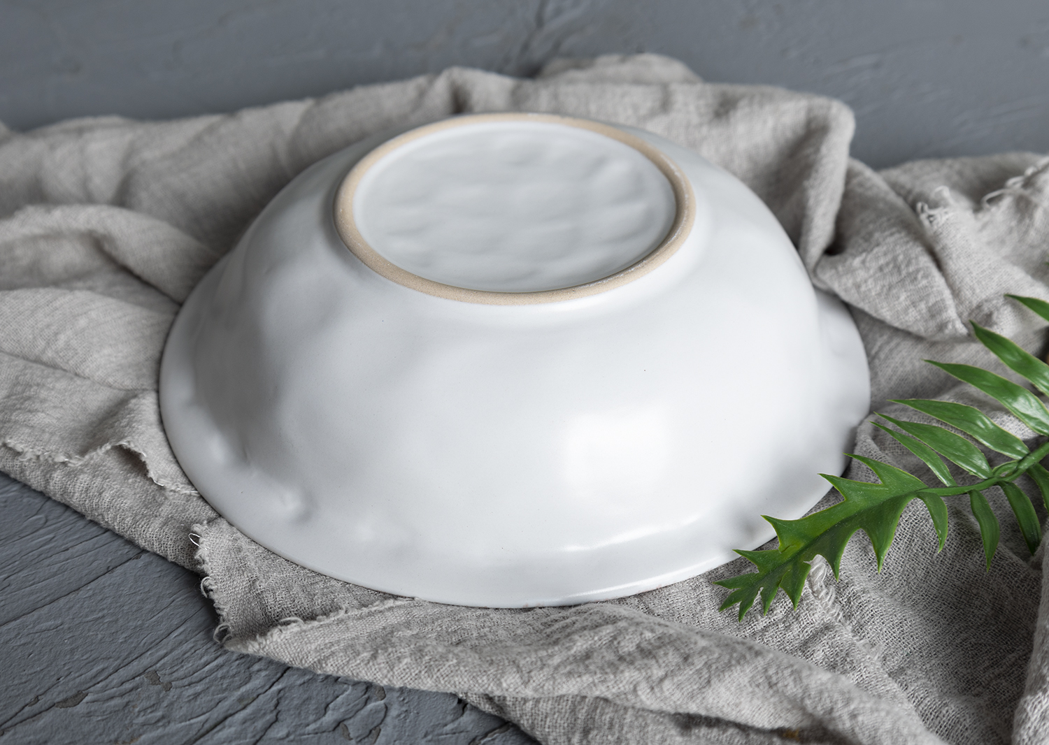 CHANGSHA HAPPY GO Speckled Rim Reactive Glaze Stoneware Dinnerware Set – Handcrafted Ceramic Plates and Bowls in Soft Pastel Tones |happygodinnerware.com
