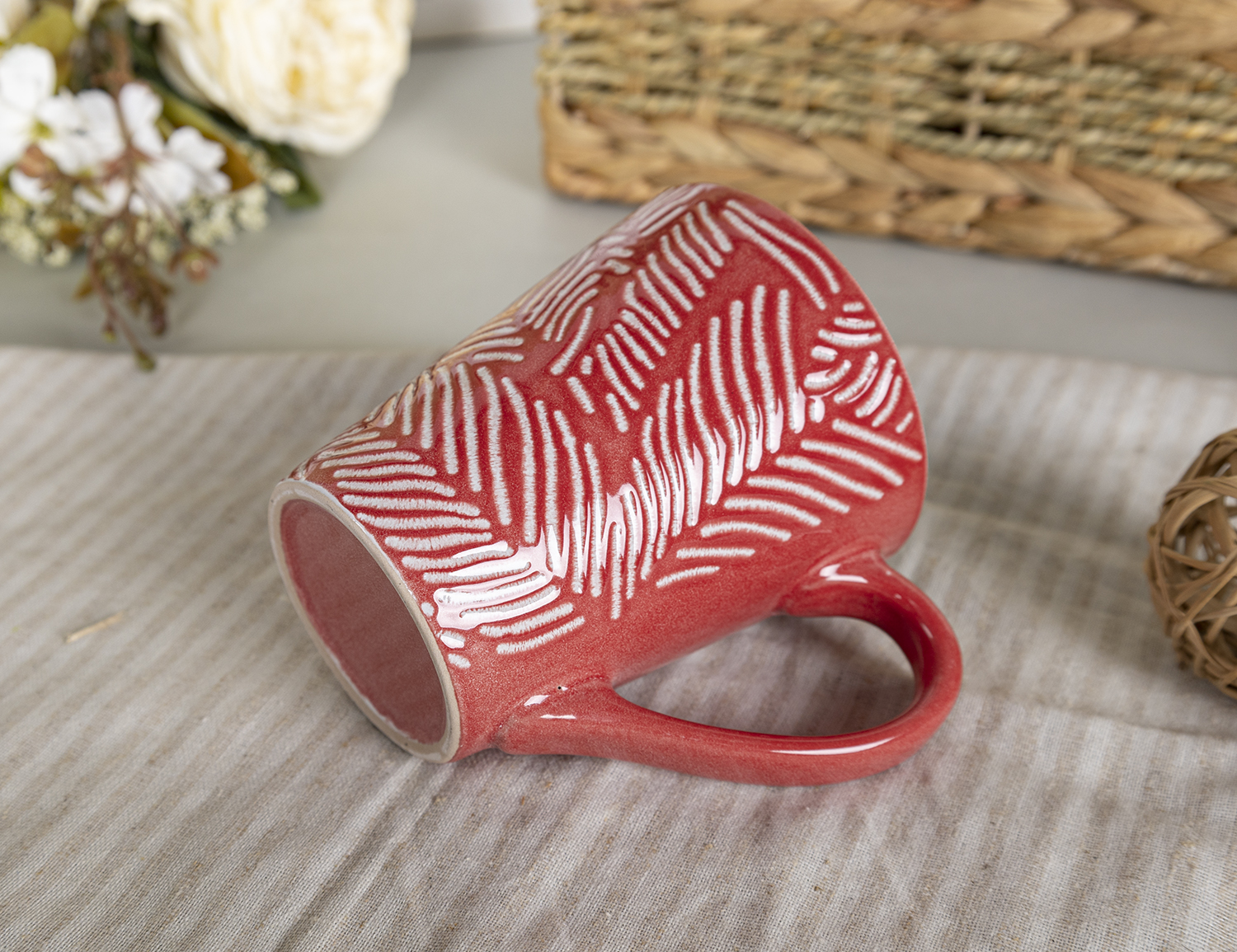 CHANGSHA HAPPY GO  Colorful Embossed Stoneware Dinnerware Set with Leaf Vein Pattern in Red, Yellow, Green and Grey |Dopamine Series Ceramics|happygodinnerware.com
