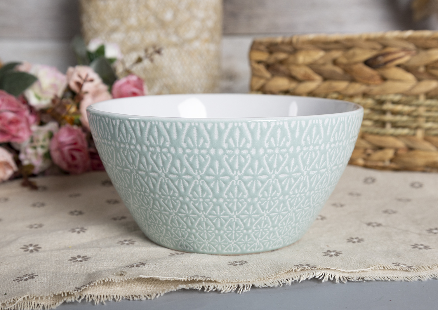 CHANGSHA HAPPY GO  Elegant Patterned Color Glazed Stoneware Dinnerware Collection with Soft Touch Finish |Dopamine Series Ceramics|happygodinnerware.com