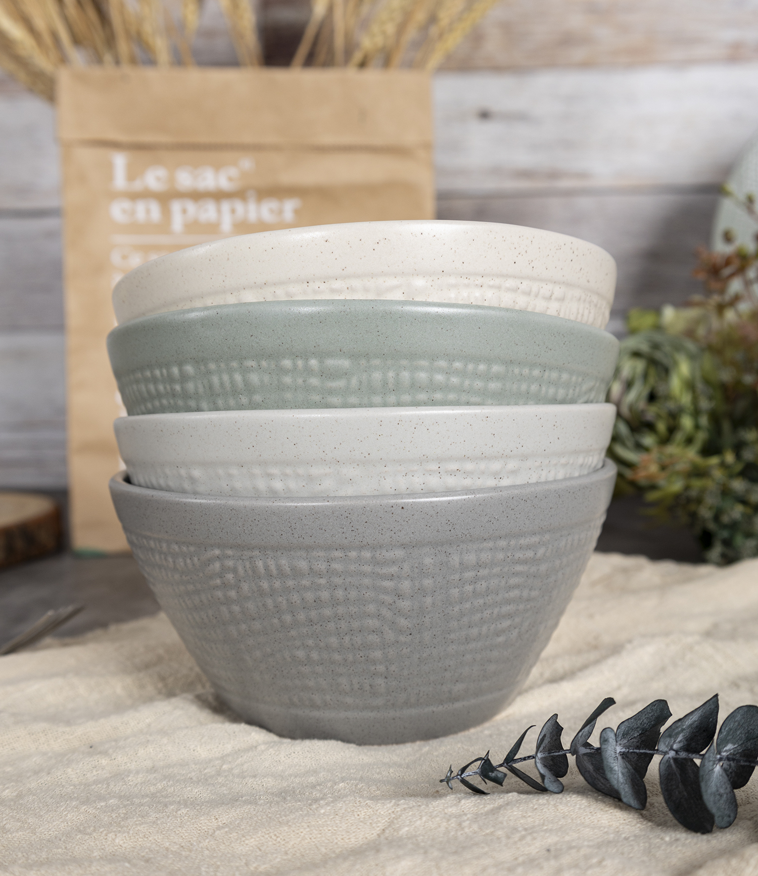 CHANGSHA HAPPY GO  Contemporary Color Glazed Embossed Ceramic Dinnerware Set with Woven Texture Look |happygodinnerware.com