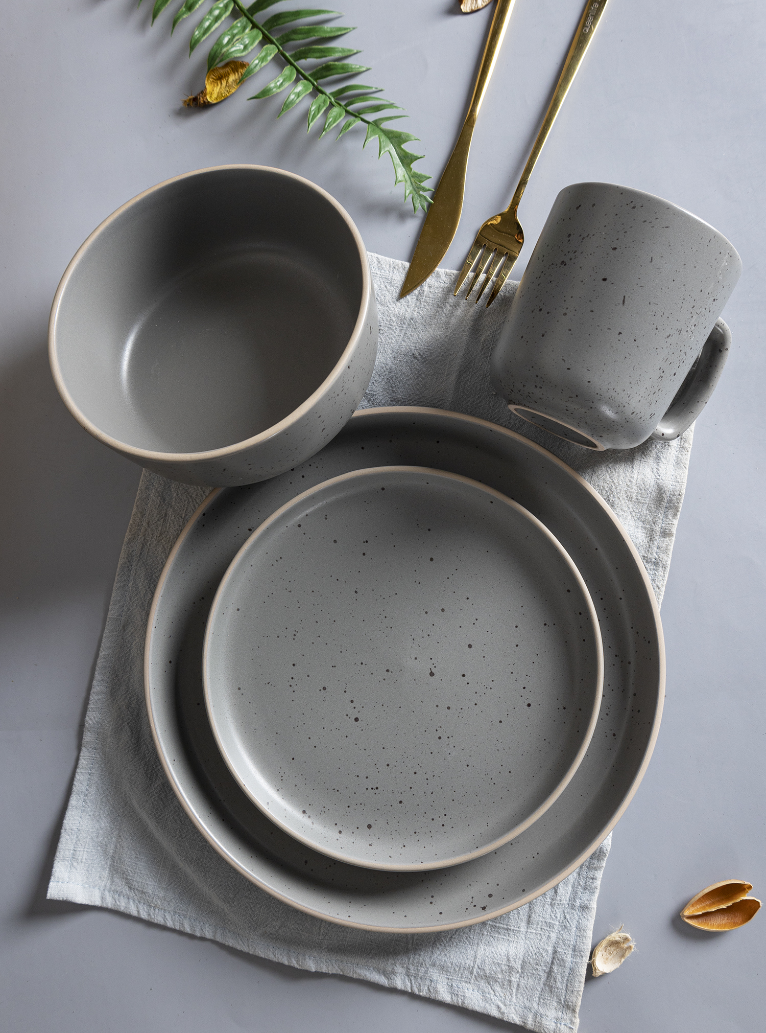 CHANGSHA HAPPY GO  Scandinavian Style Matte Glazed Stoneware Dinnerware Collection with Flecked Texture |happygodinnerware.com