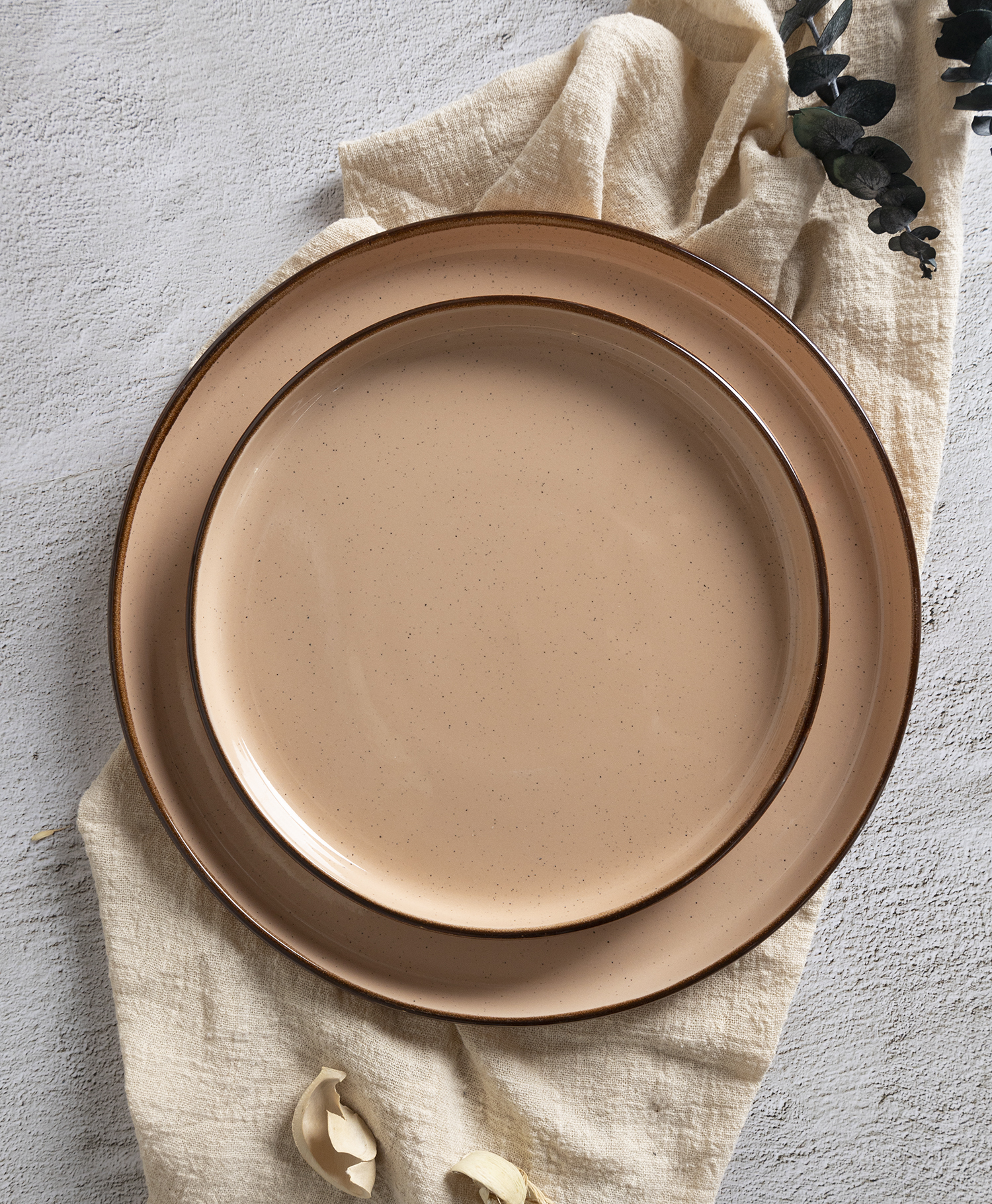 CHANGSHA HAPPY GO  Contemporary Color Glazed Stoneware Dinner Set in Warm Earthy Shades with Dark Rim |Dopamine Series Ceramics|happygodinnerware.com