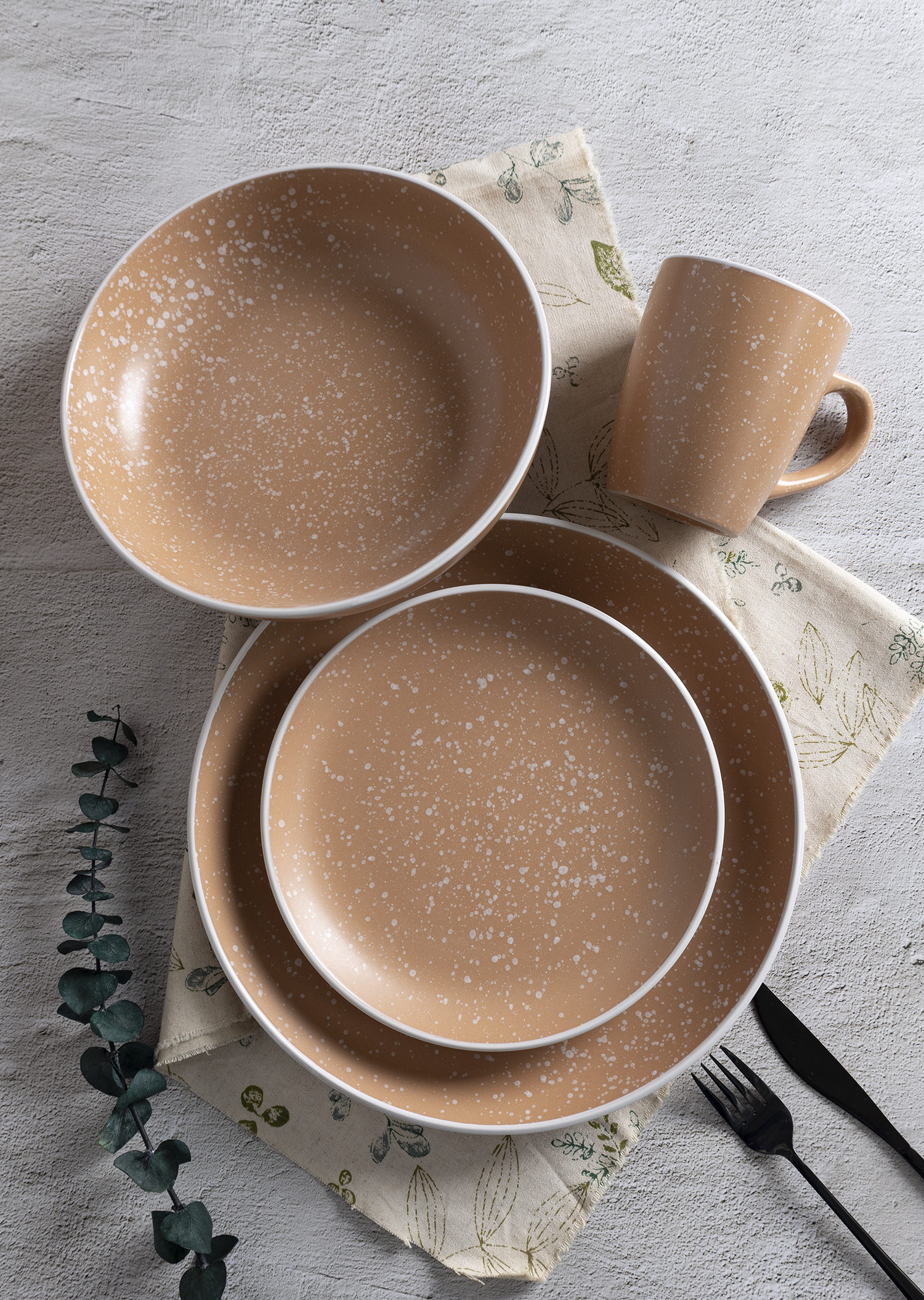 CHANGSHA HAPPY GO  Modern Outdoor-Inspired Color Glazed Ceramic Dinner Set with Snowflake Speckles |Dopamine Series Ceramics|happygodinnerware.com